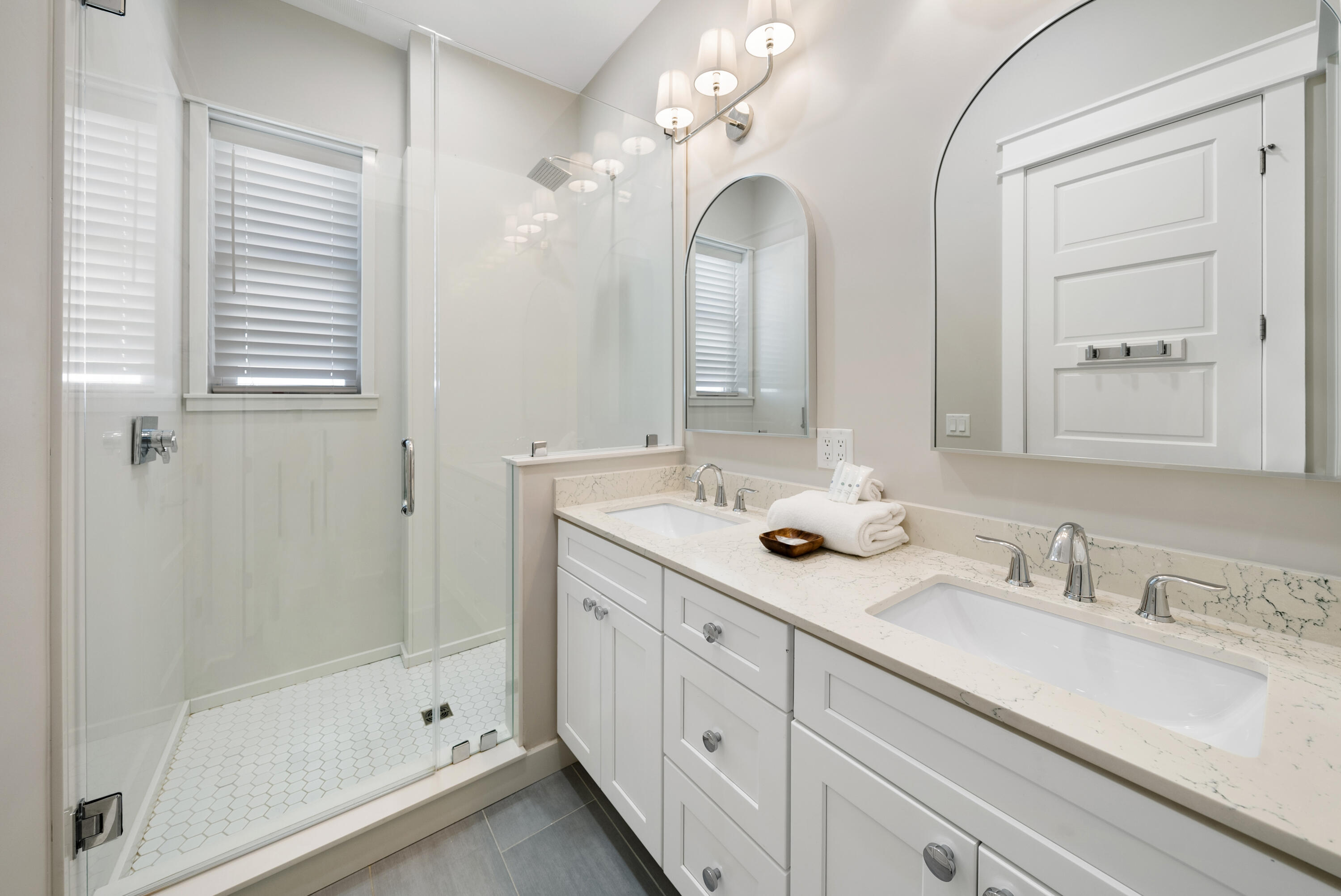 CRESCENT BEACH UNIT 1 - Residential