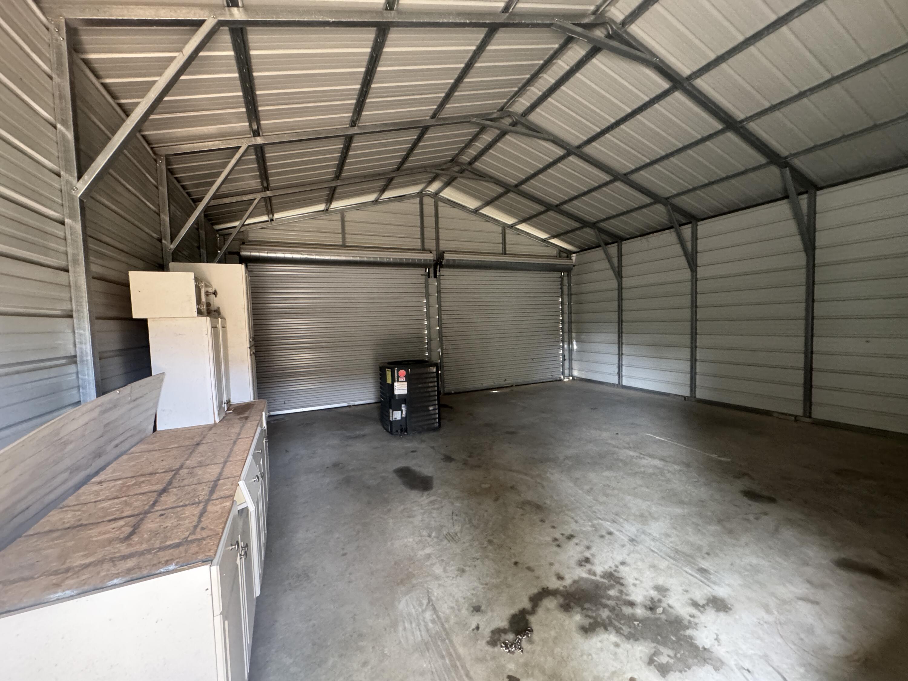 OAKDALE MINI FARMS - Land