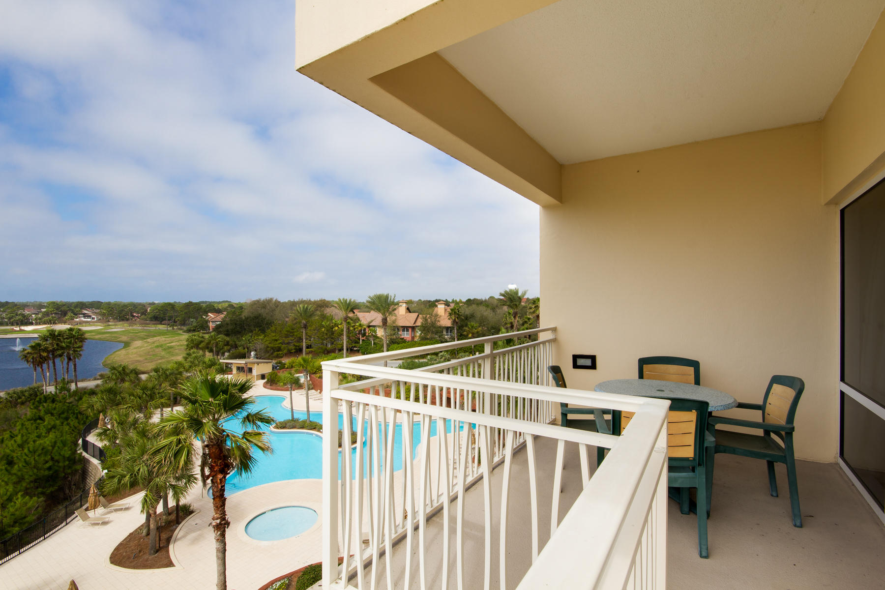 LUAU II - Residential