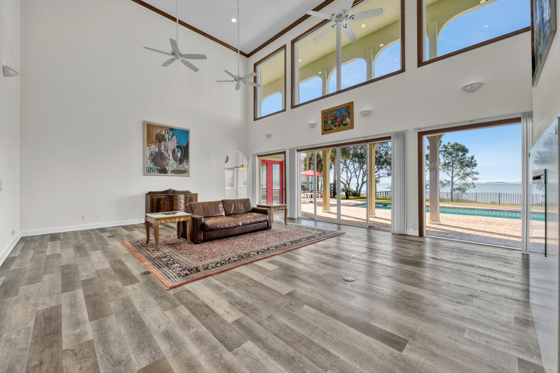 FOREST SHORES - Residential
