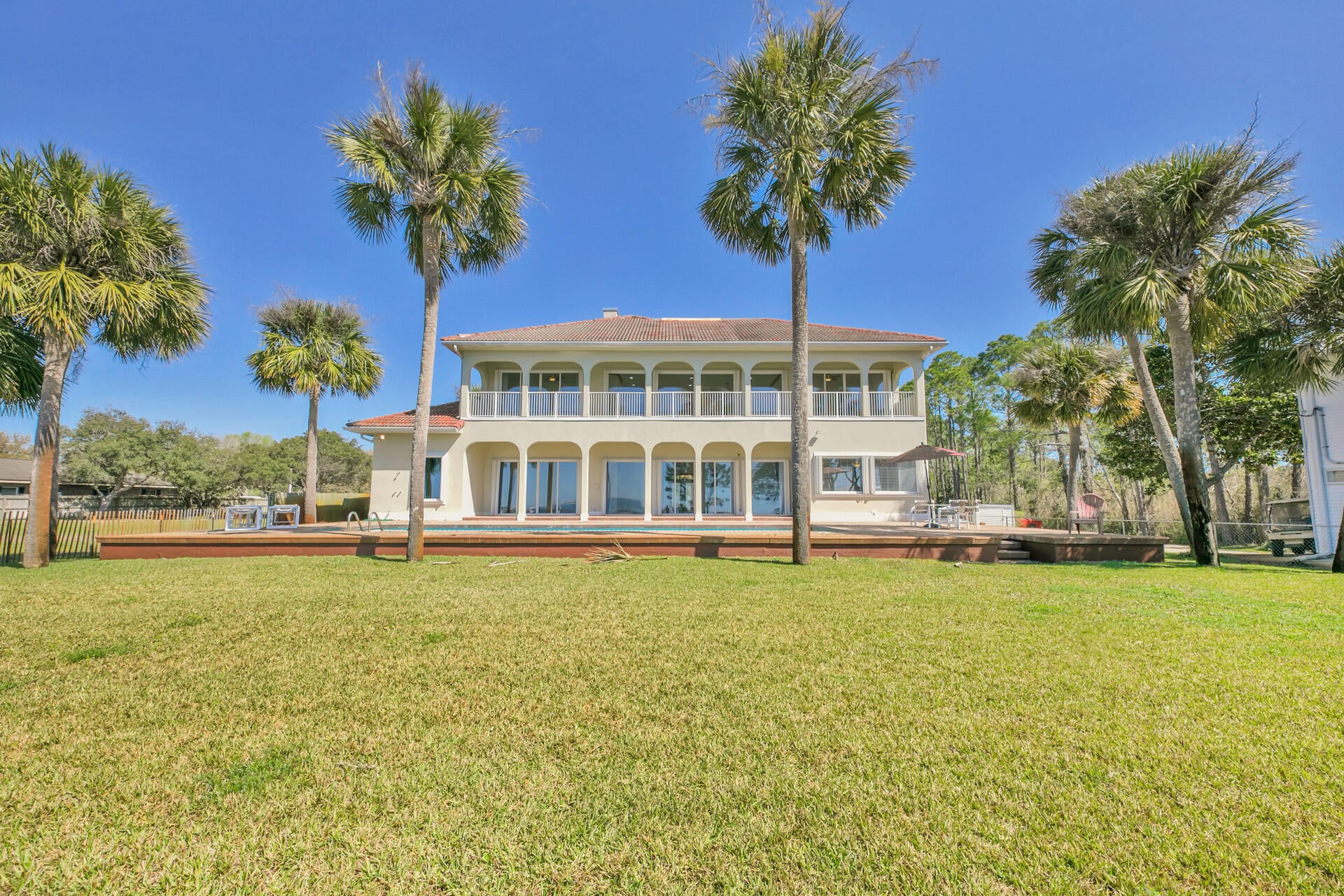 FOREST SHORES - Residential