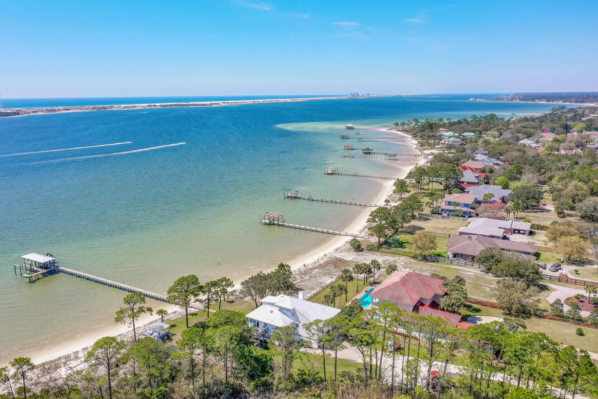 FOREST SHORES - Residential