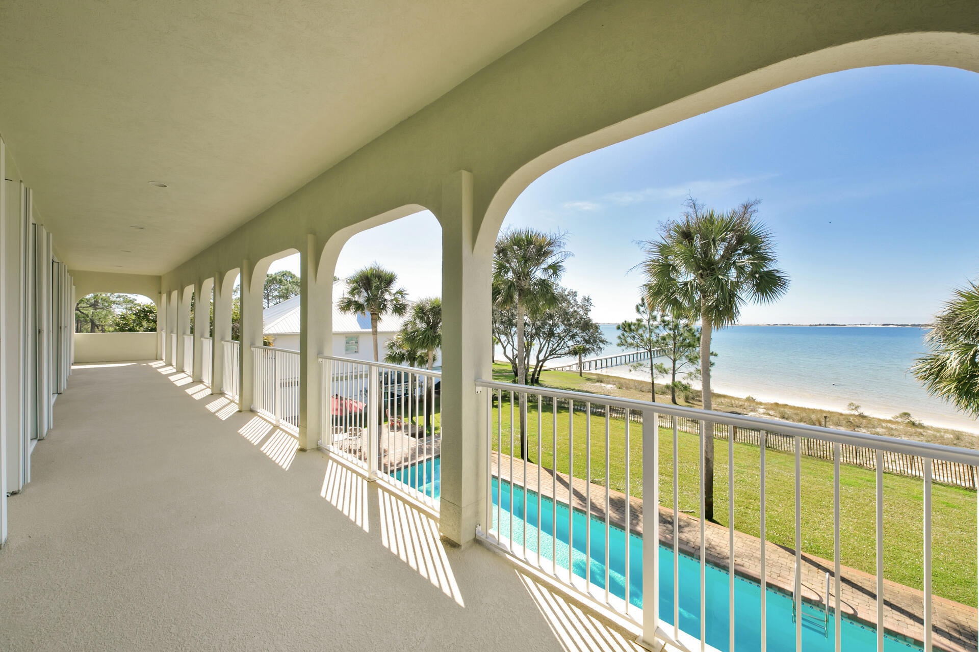 FOREST SHORES - Residential