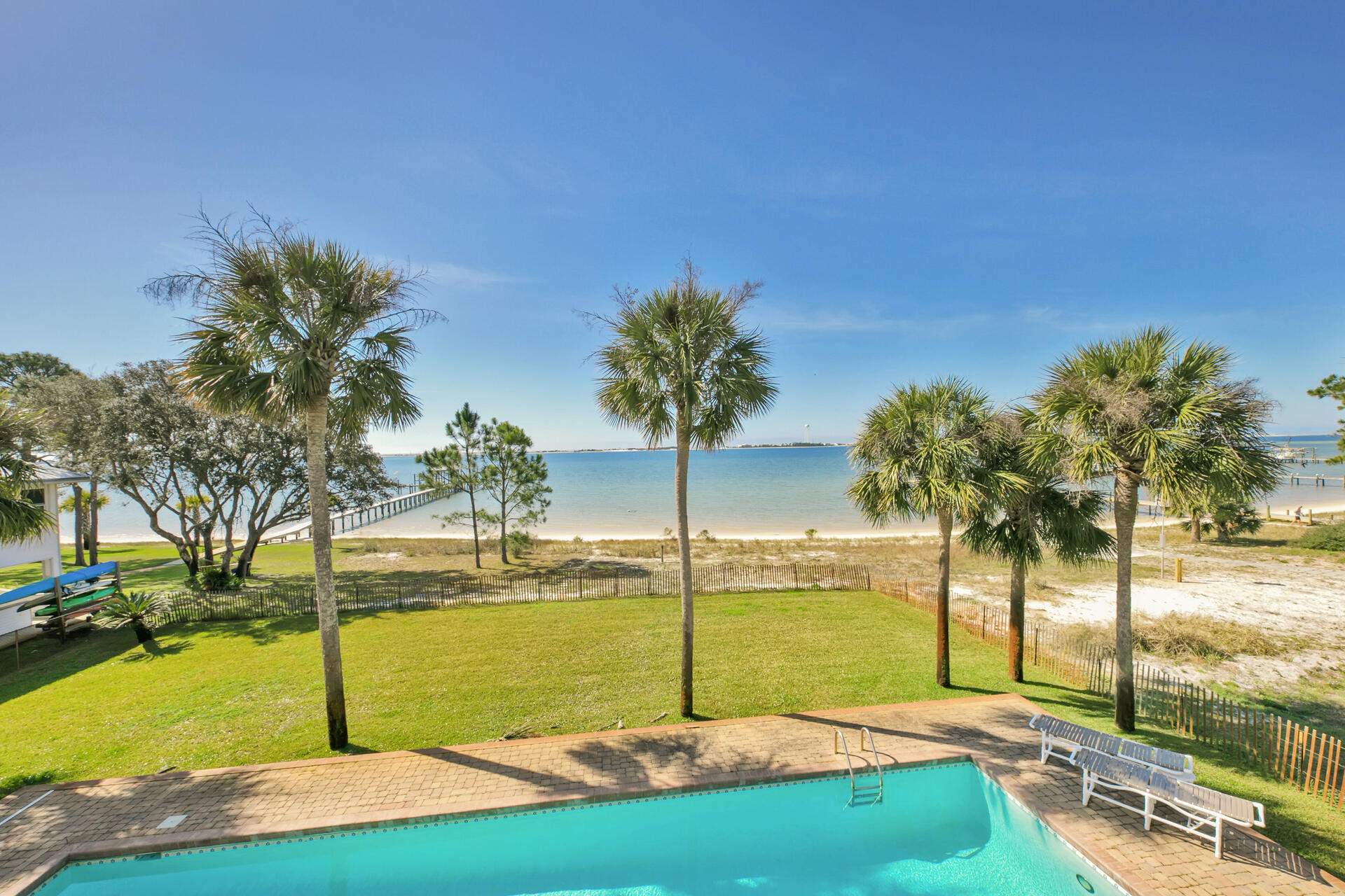 FOREST SHORES - Residential