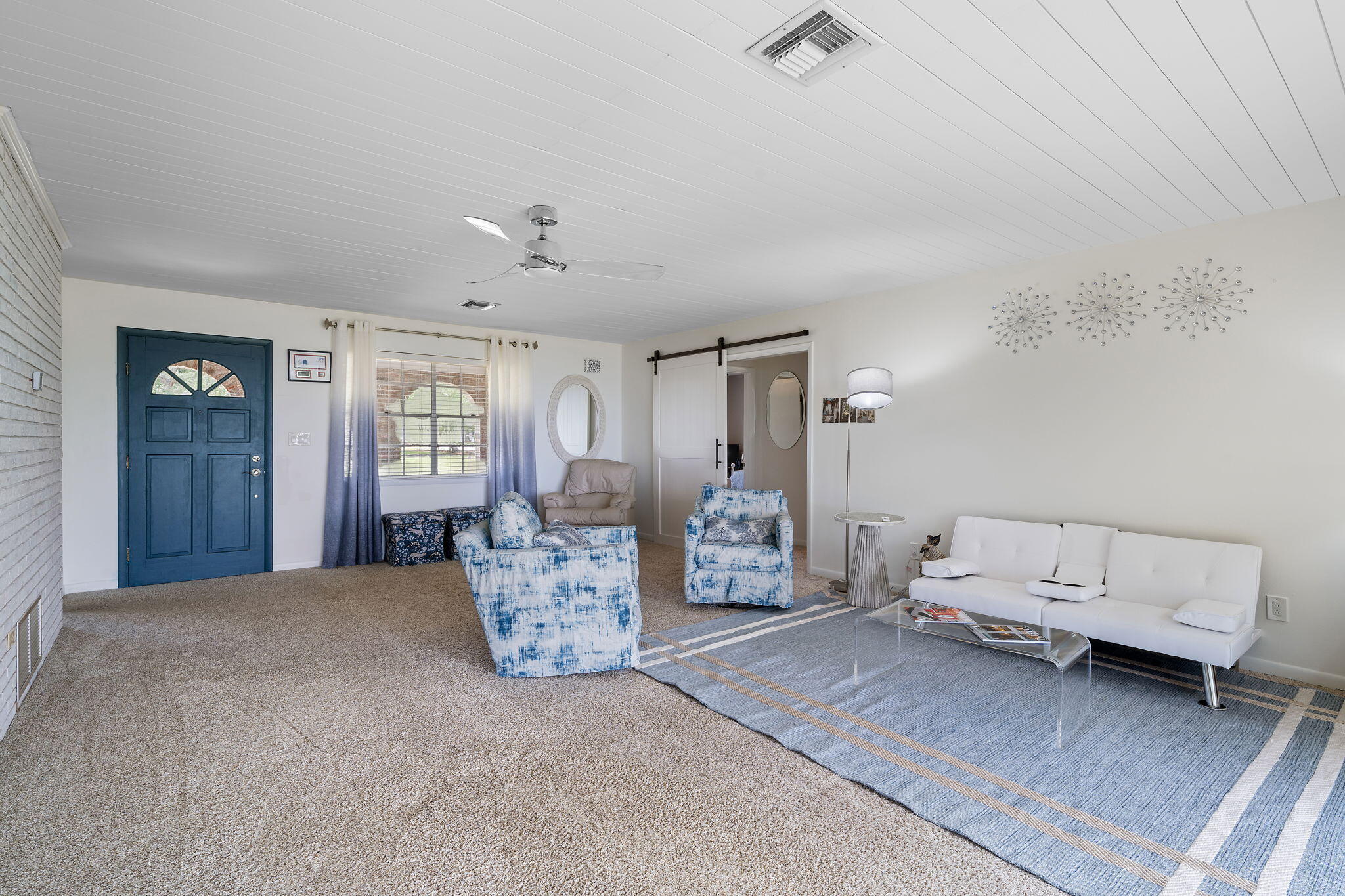 CRESCENT SHORES - Residential