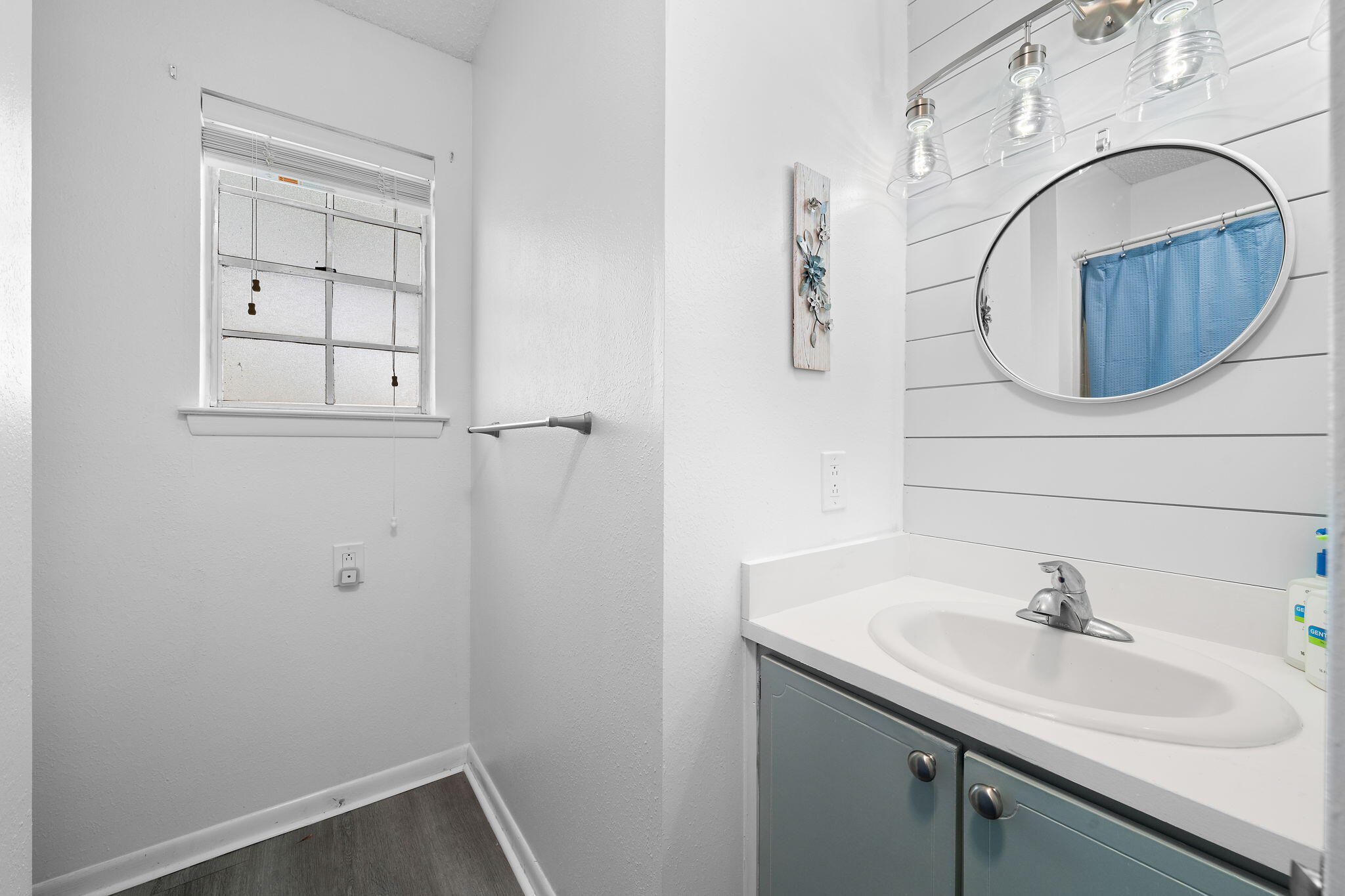 CRESCENT SHORES - Residential