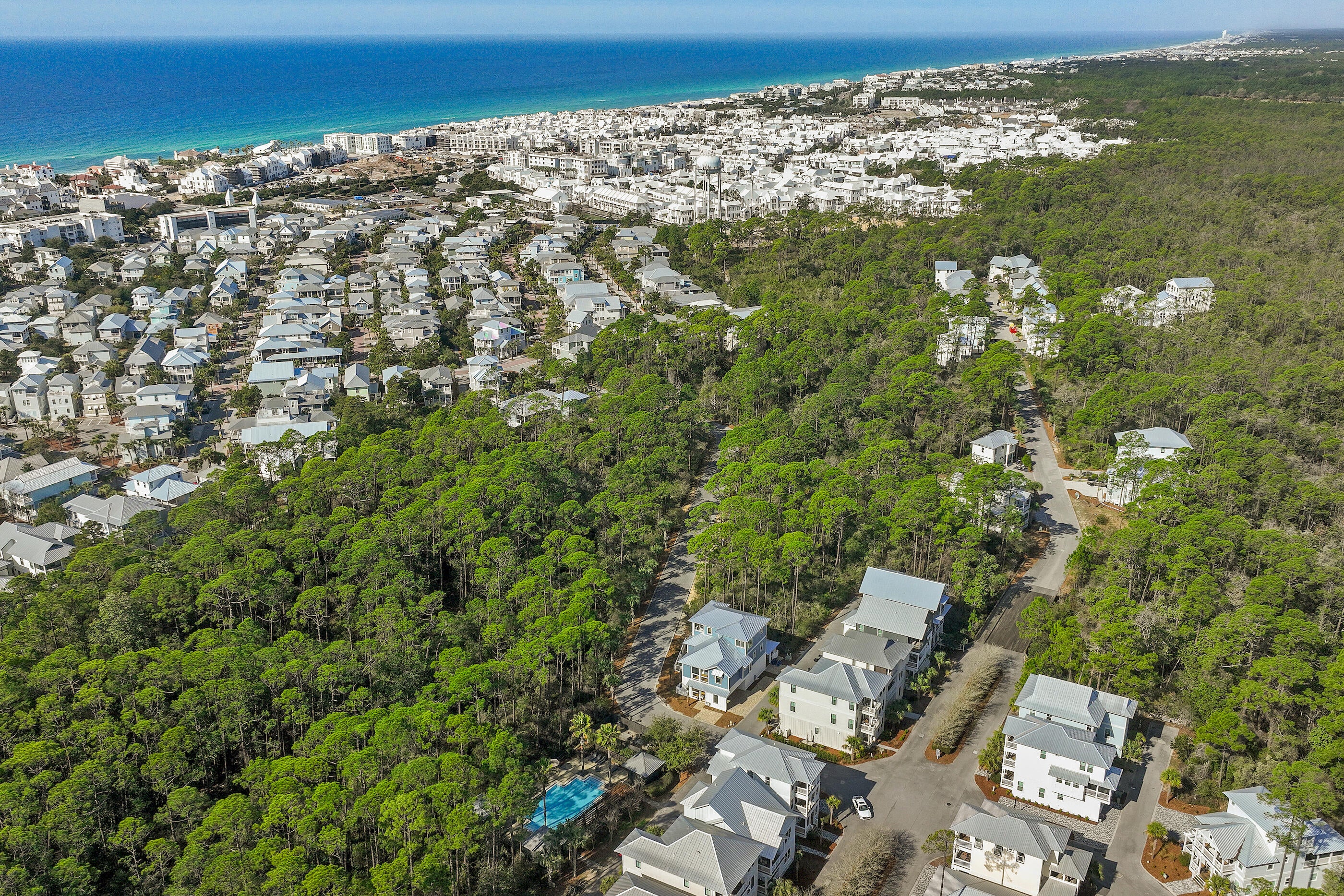 TREETOP S/D - Residential