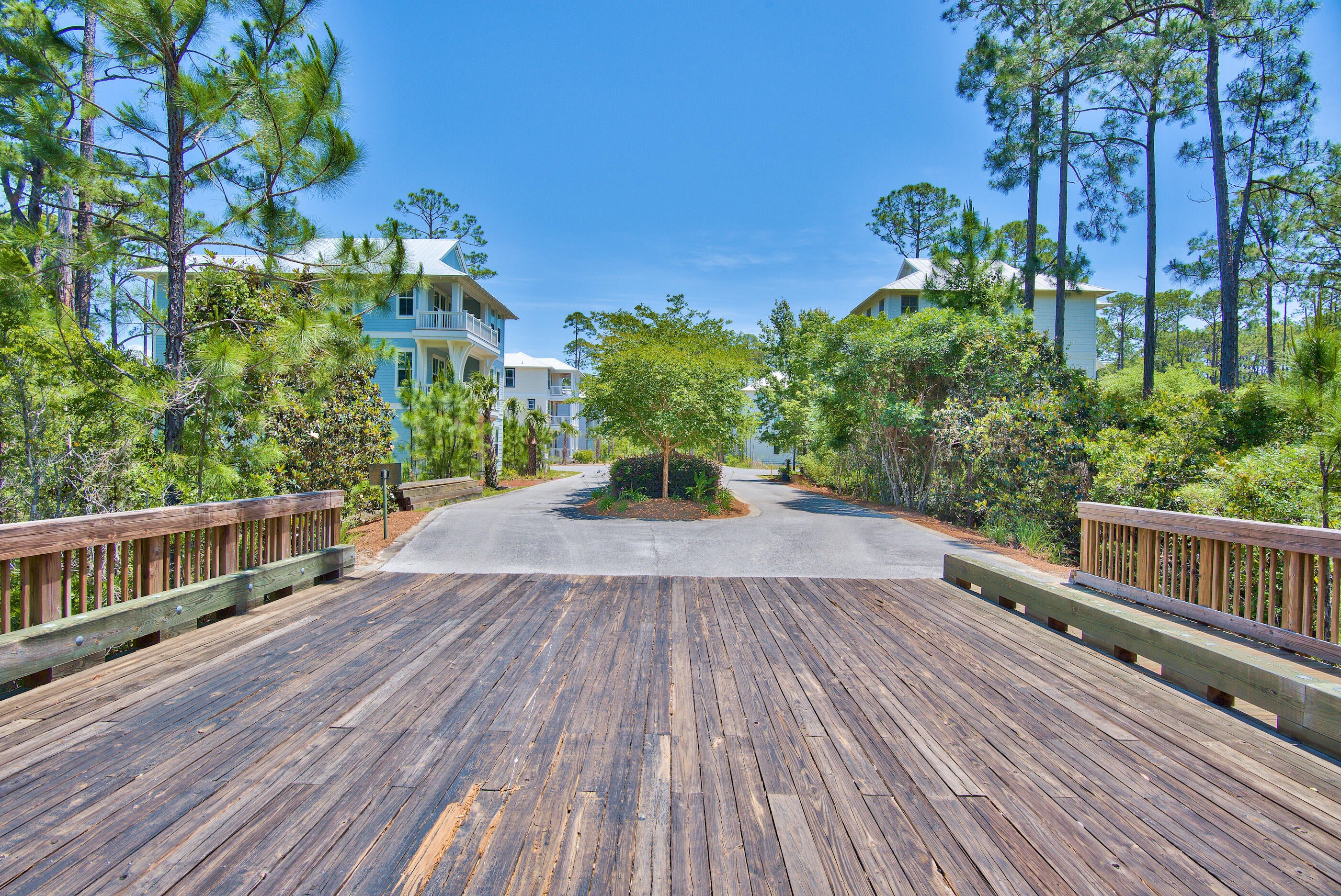 TREETOP S/D - Residential