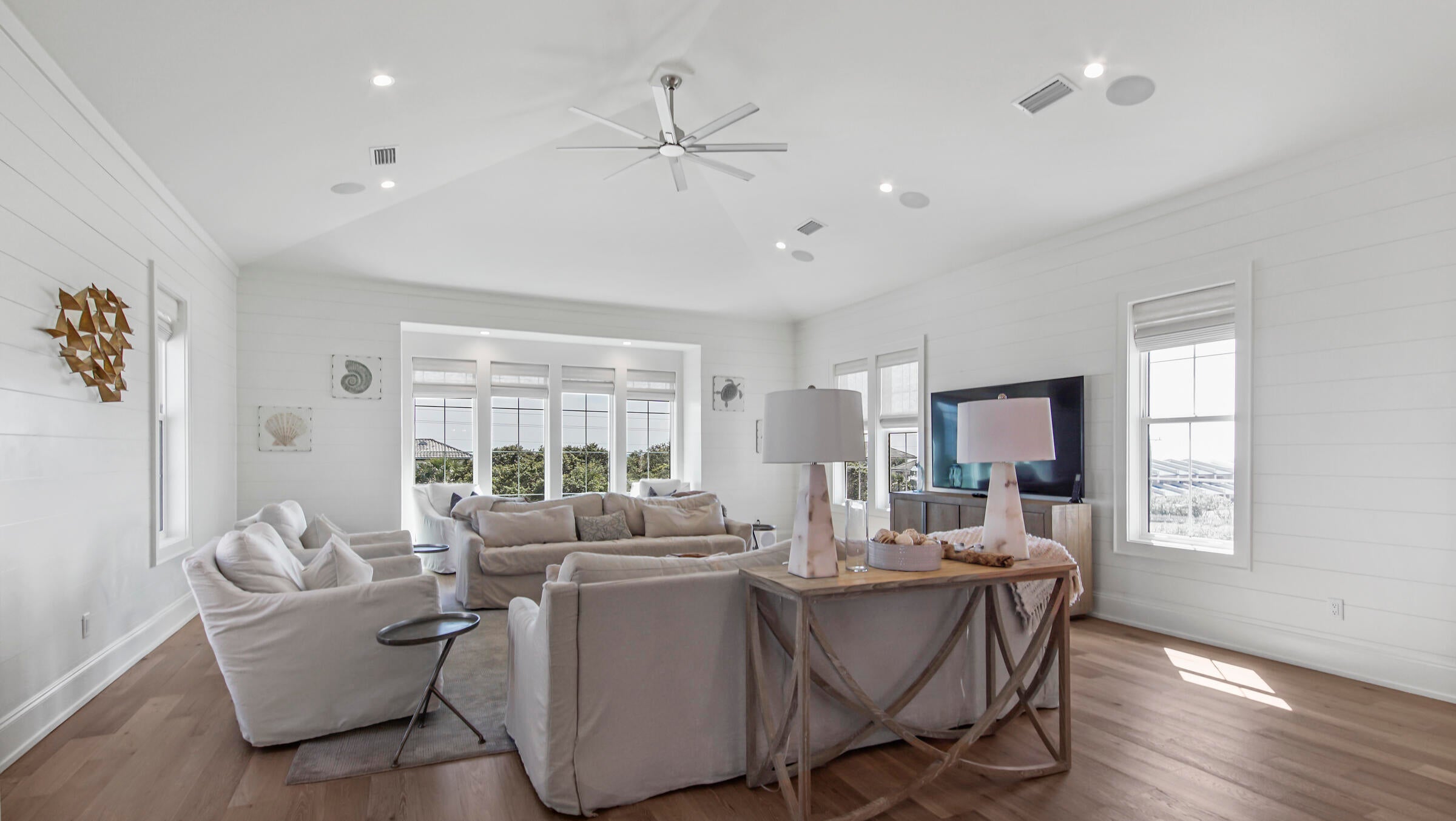 GULF LAKE BEACHES ESTATES - Residential