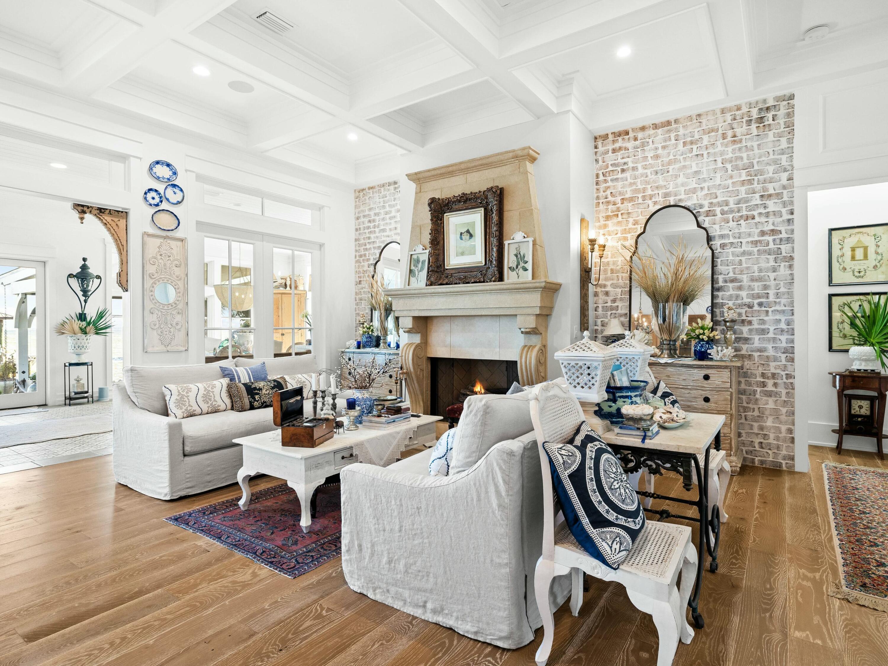 DRIFTWOOD ESTATES - Residential