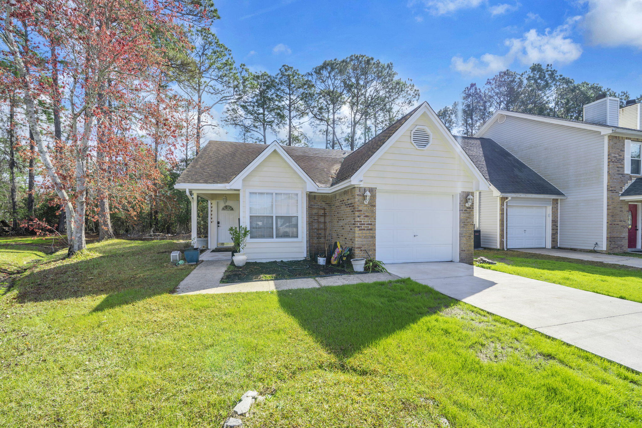 YORKTOWN AT WILLOW BEND - Residential