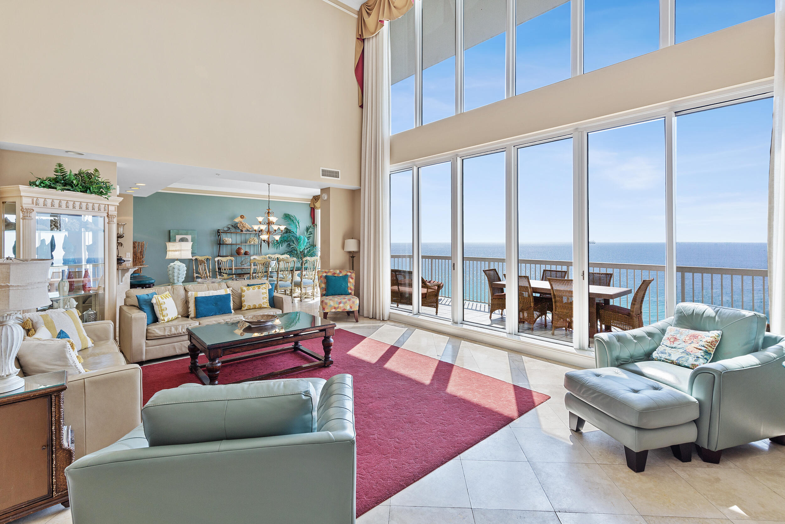 SILVER BEACH TOWERS - Residential