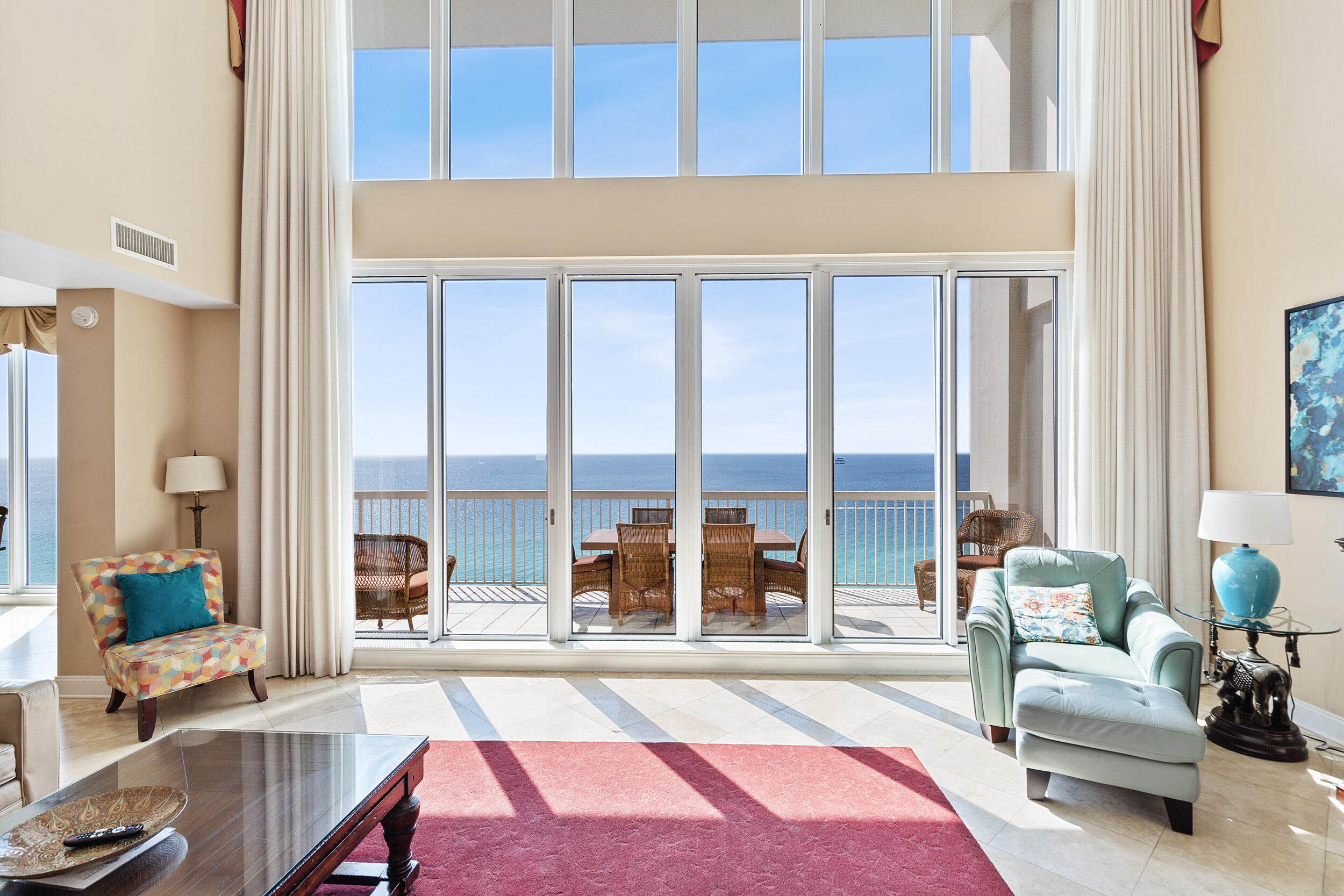 SILVER BEACH TOWERS - Residential