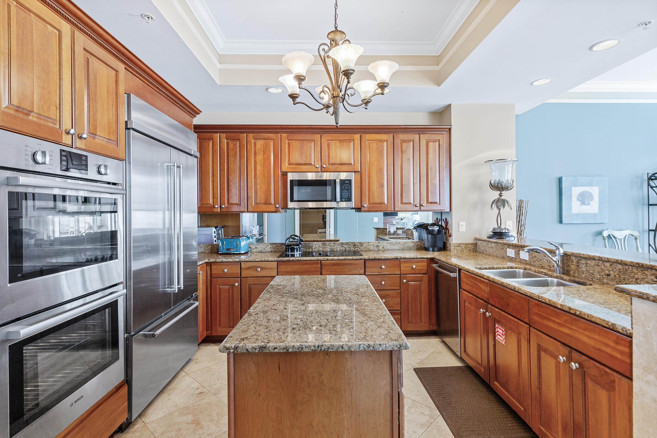 SILVER BEACH TOWERS - Residential