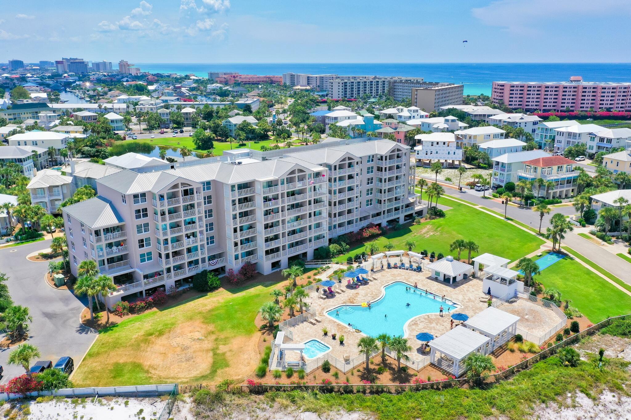 DESTIN POINTE - Residential