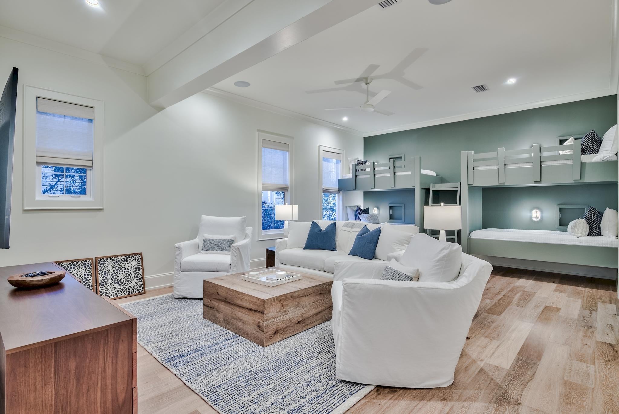 GULF LAKE BEACHES ESTATES - Residential
