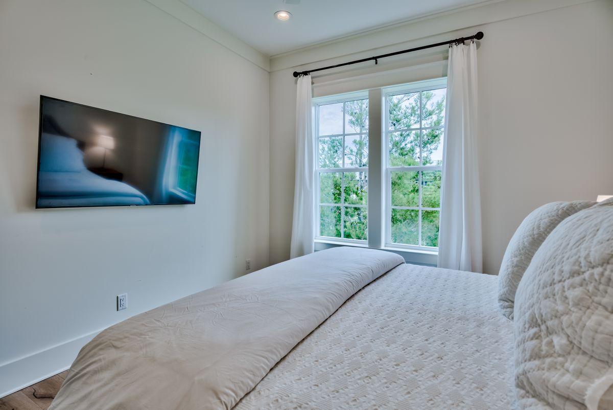 Blue Mountain Beach - Residential