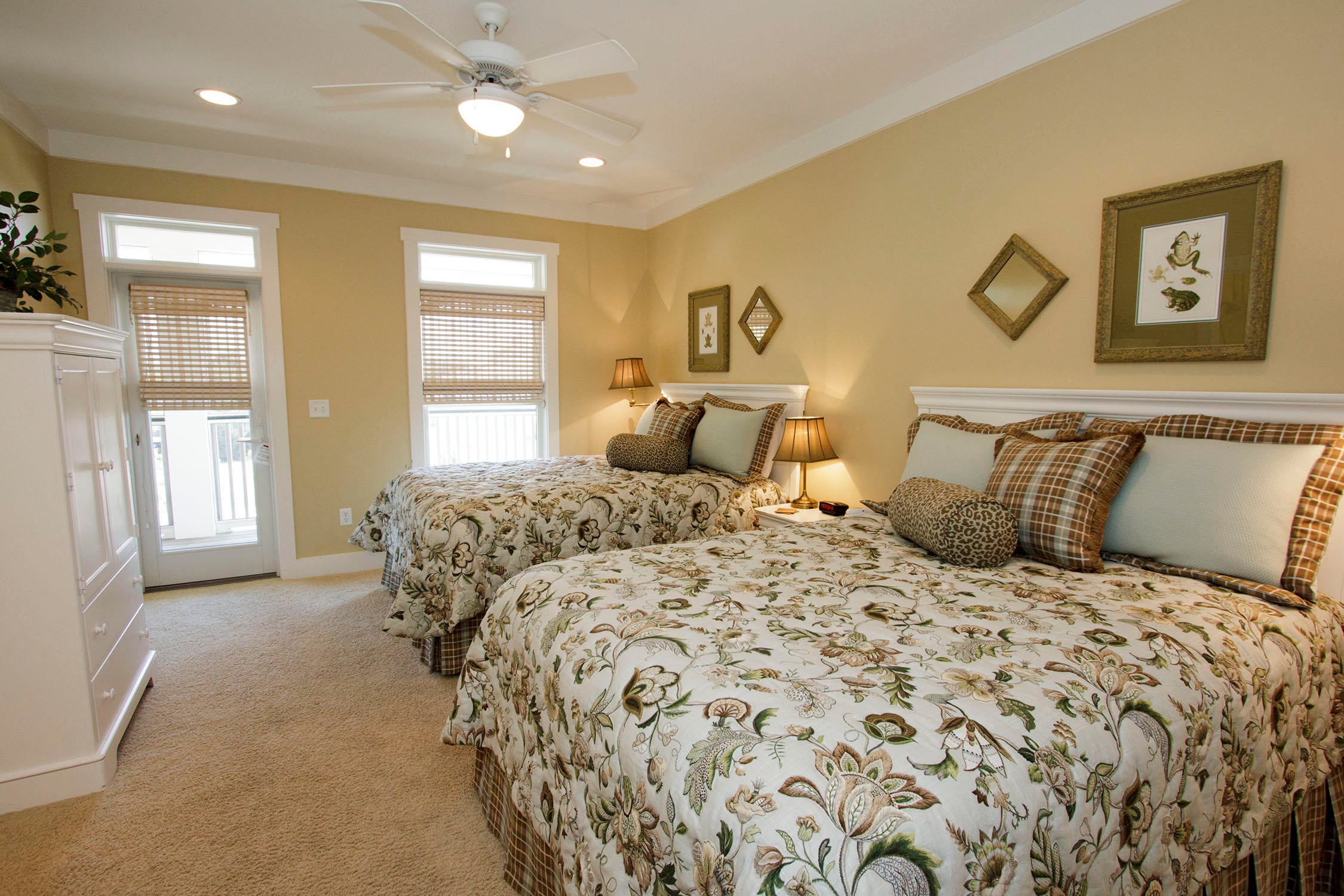 GRAYTON BEACH - Residential