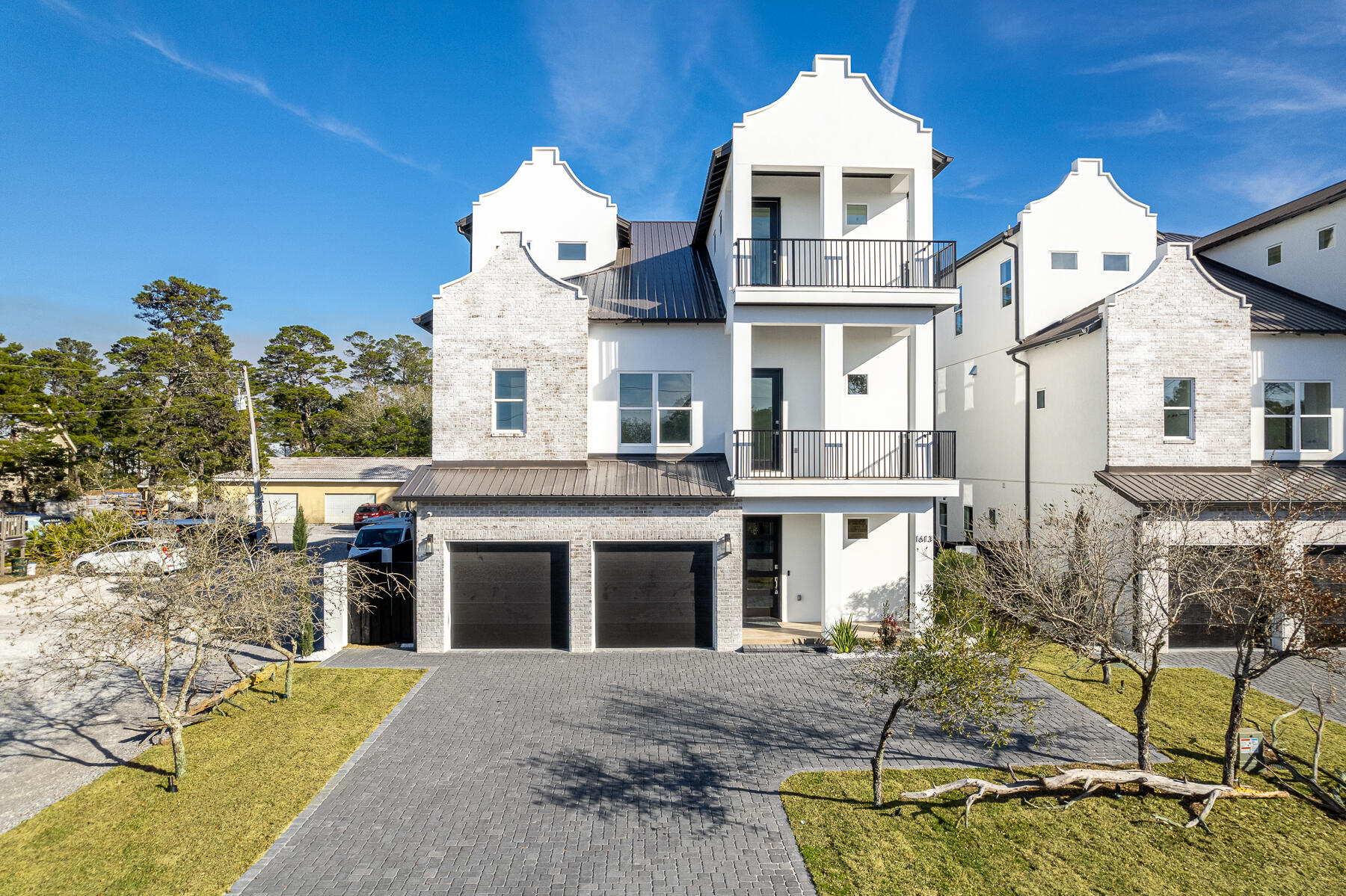 393 County hwy - Residential