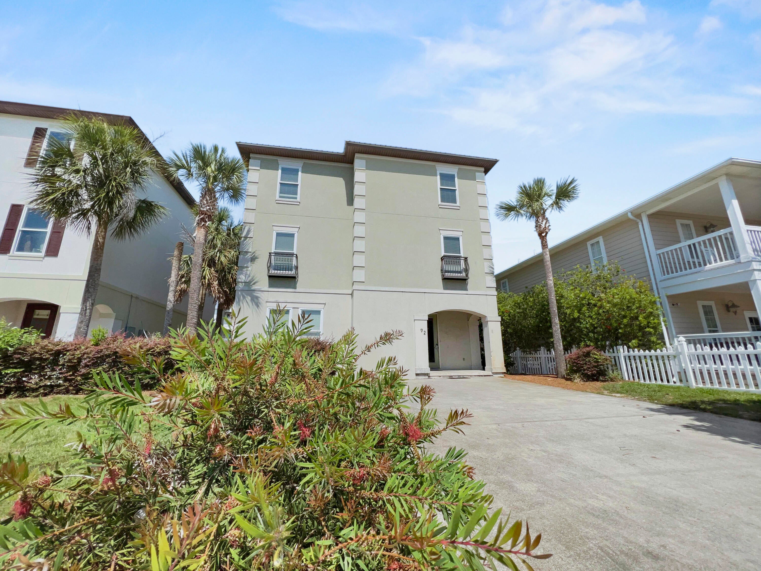CRYSTAL BEACH - Residential
