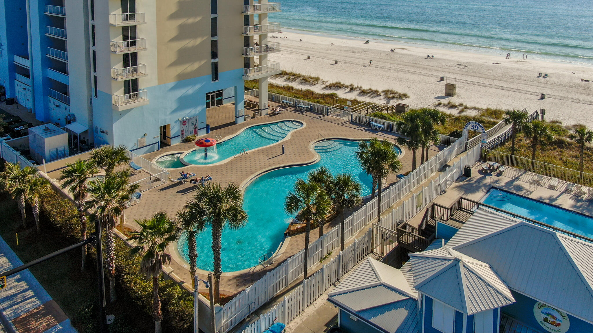 MAJESTIC BEACH TOWERS II - Residential
