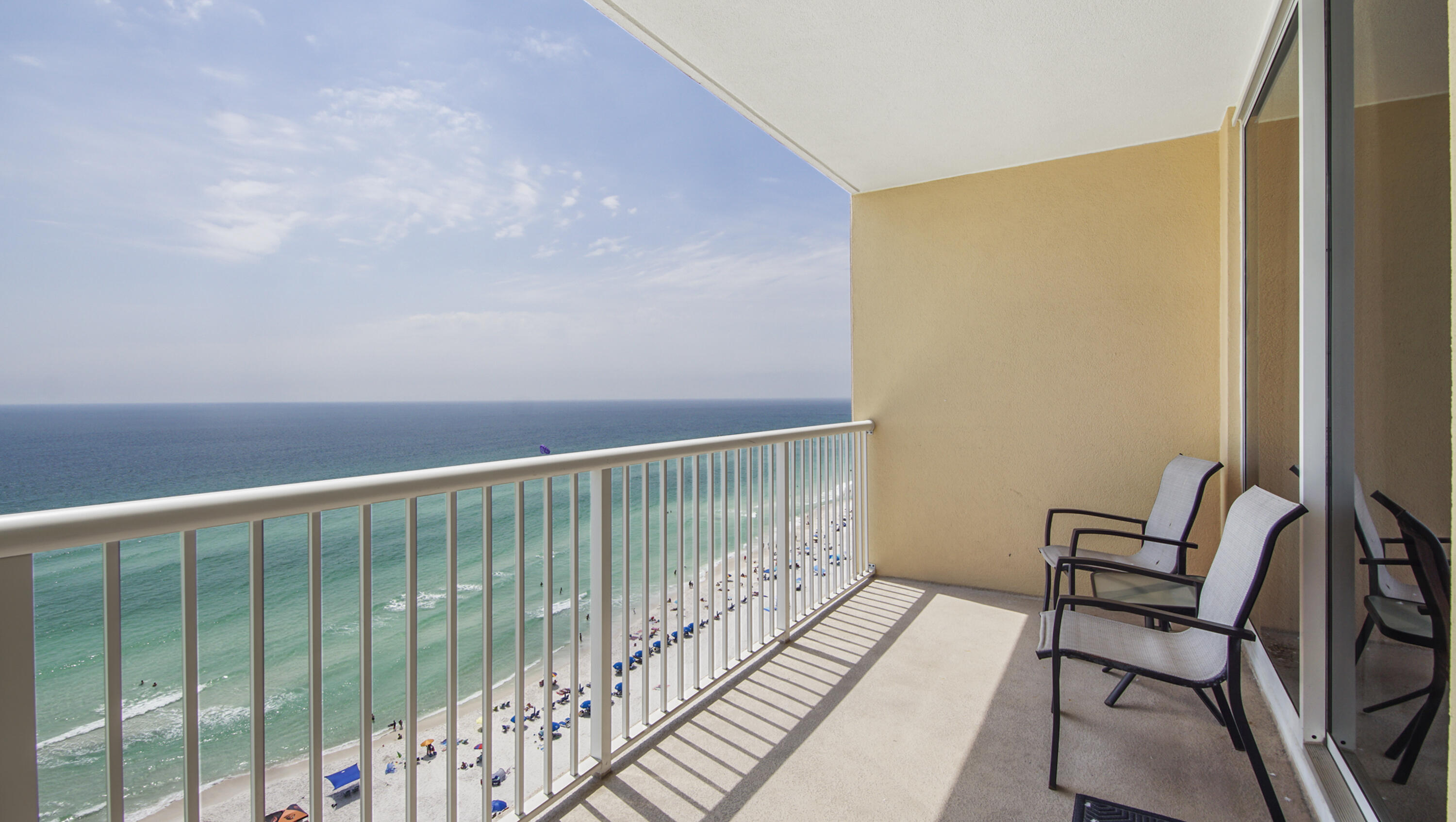 MAJESTIC BEACH TOWERS II - Residential