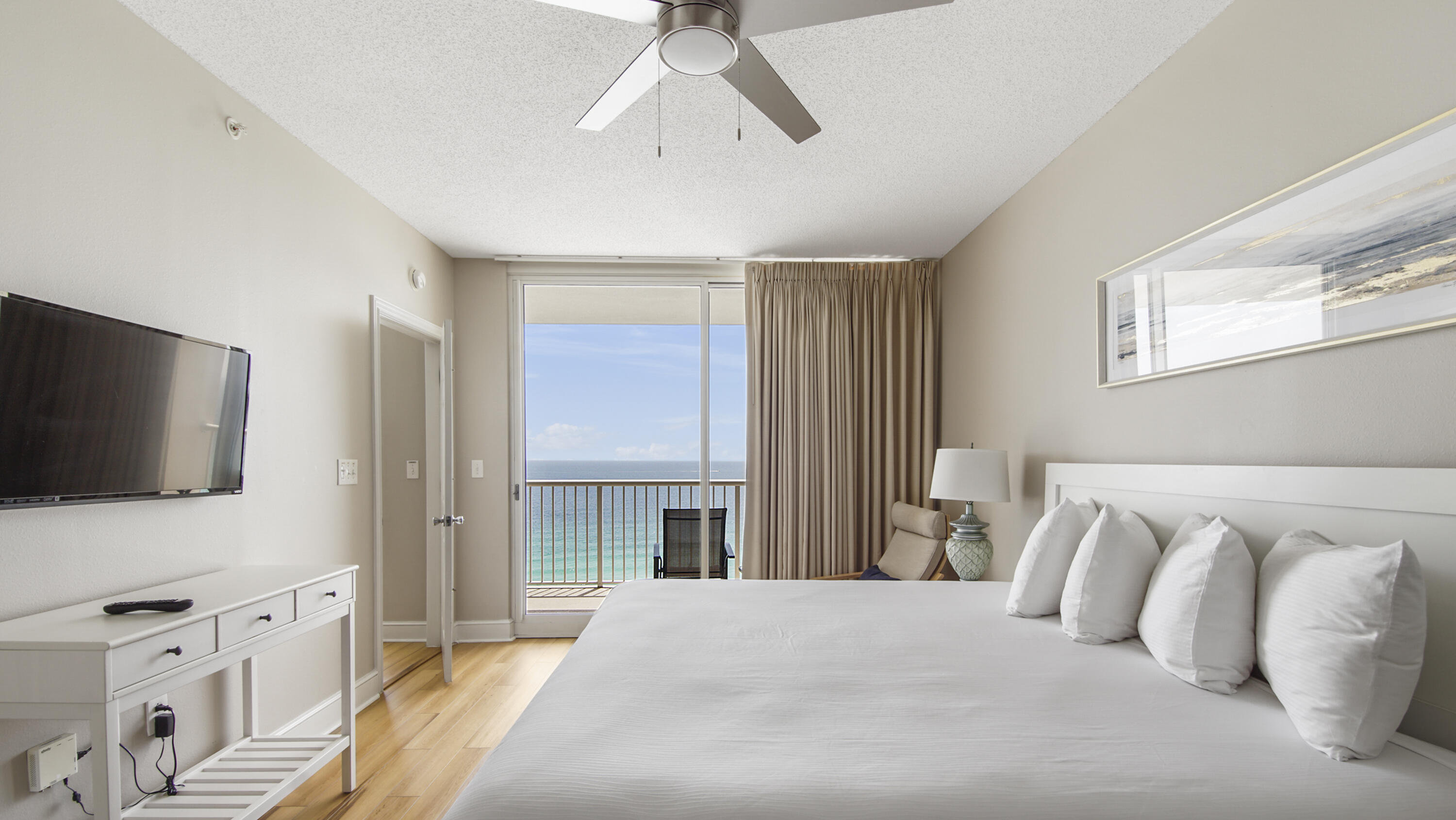 MAJESTIC BEACH TOWERS II - Residential