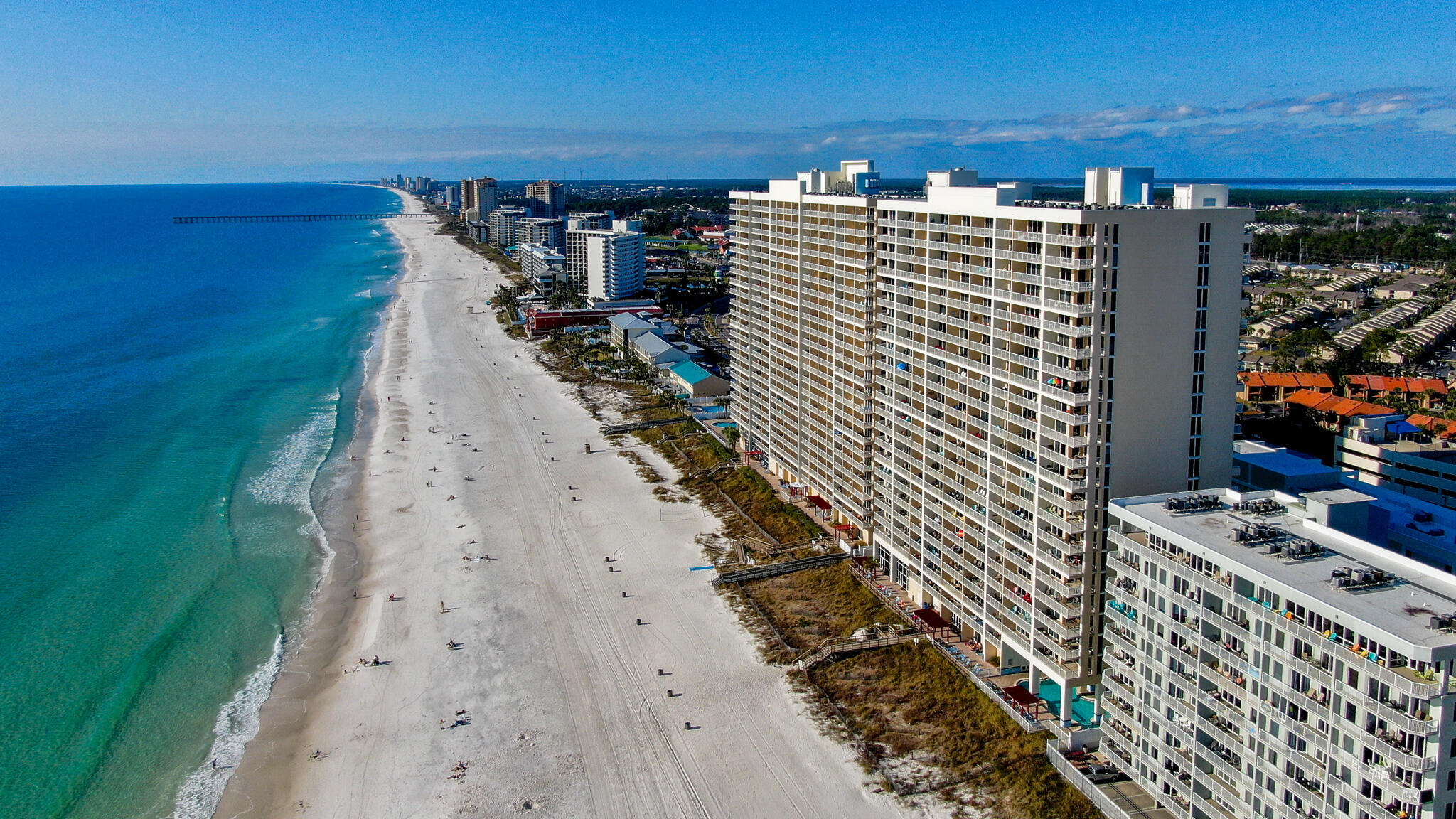 MAJESTIC BEACH TOWERS II - Residential