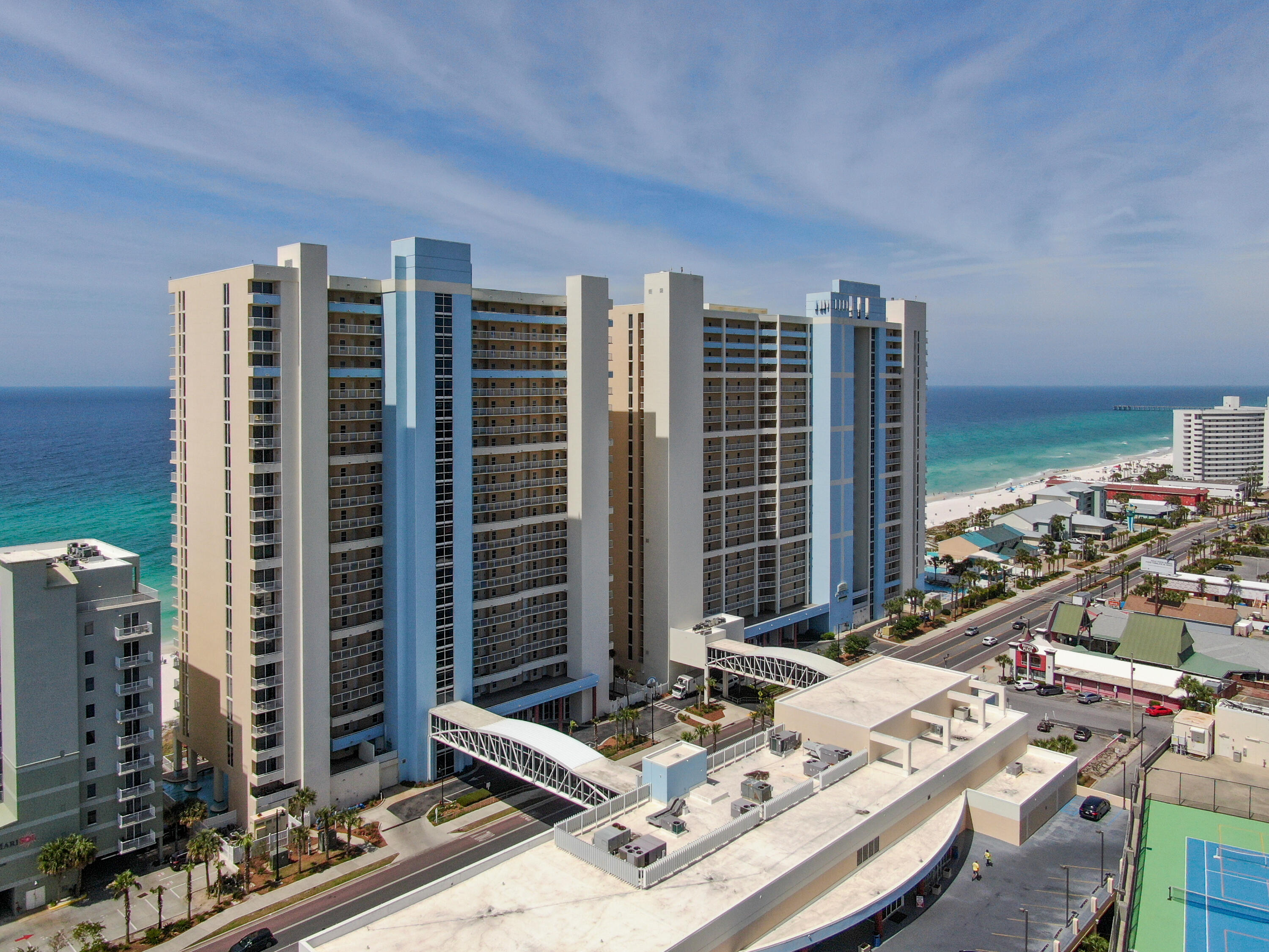 MAJESTIC BEACH TOWERS II - Residential