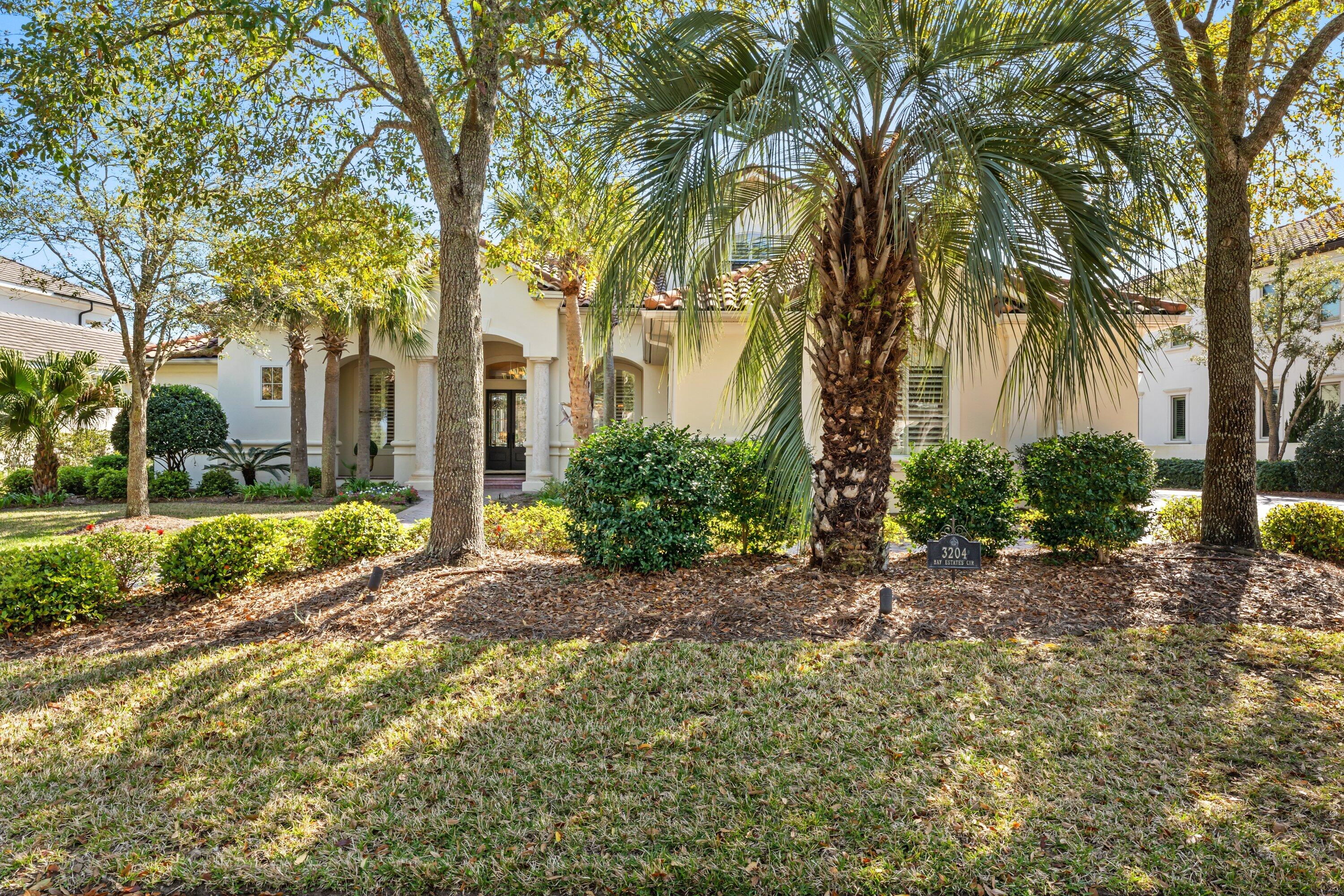BURNT PINE - Residential