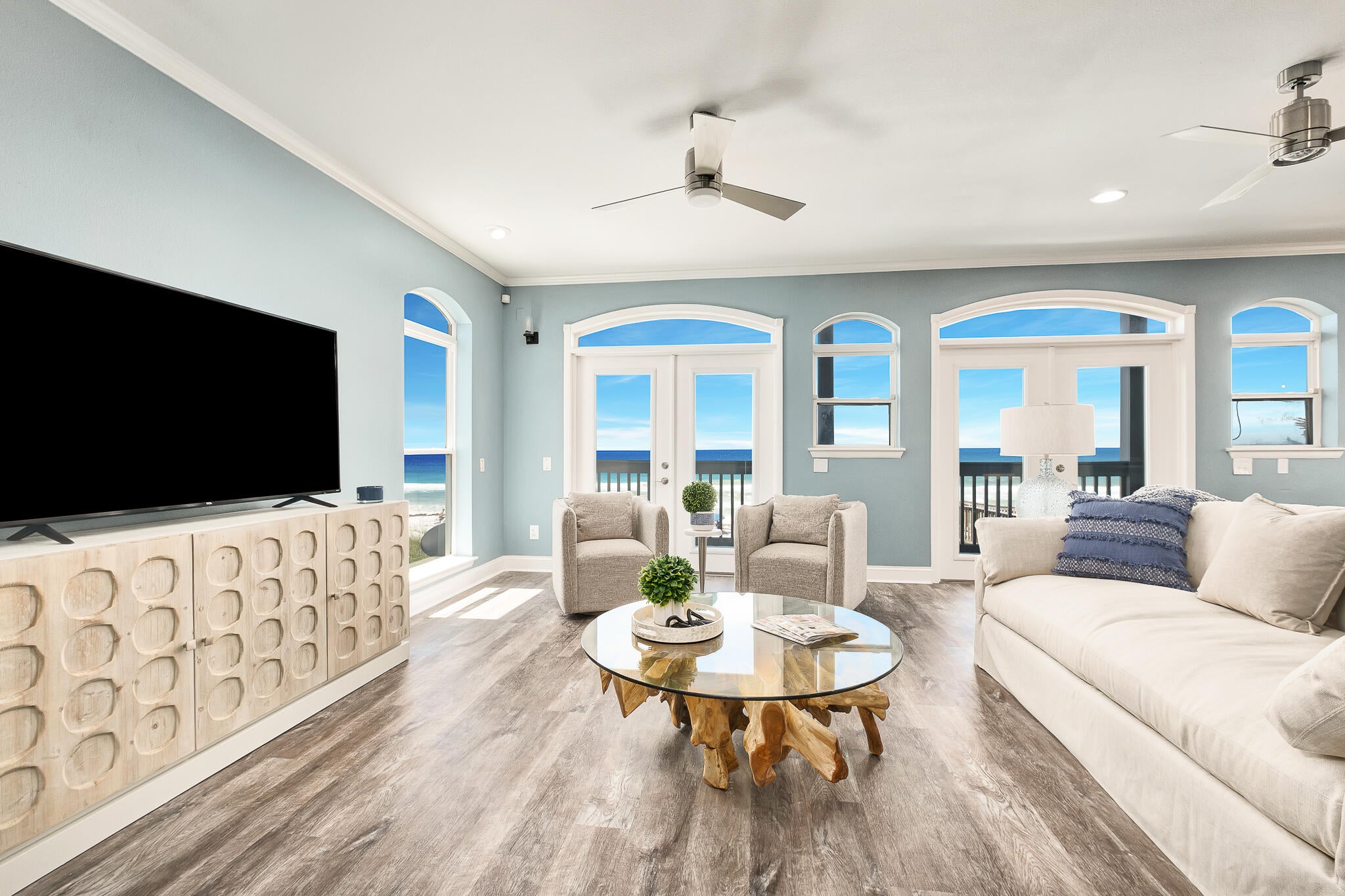 SUNRISE BEACH - Residential