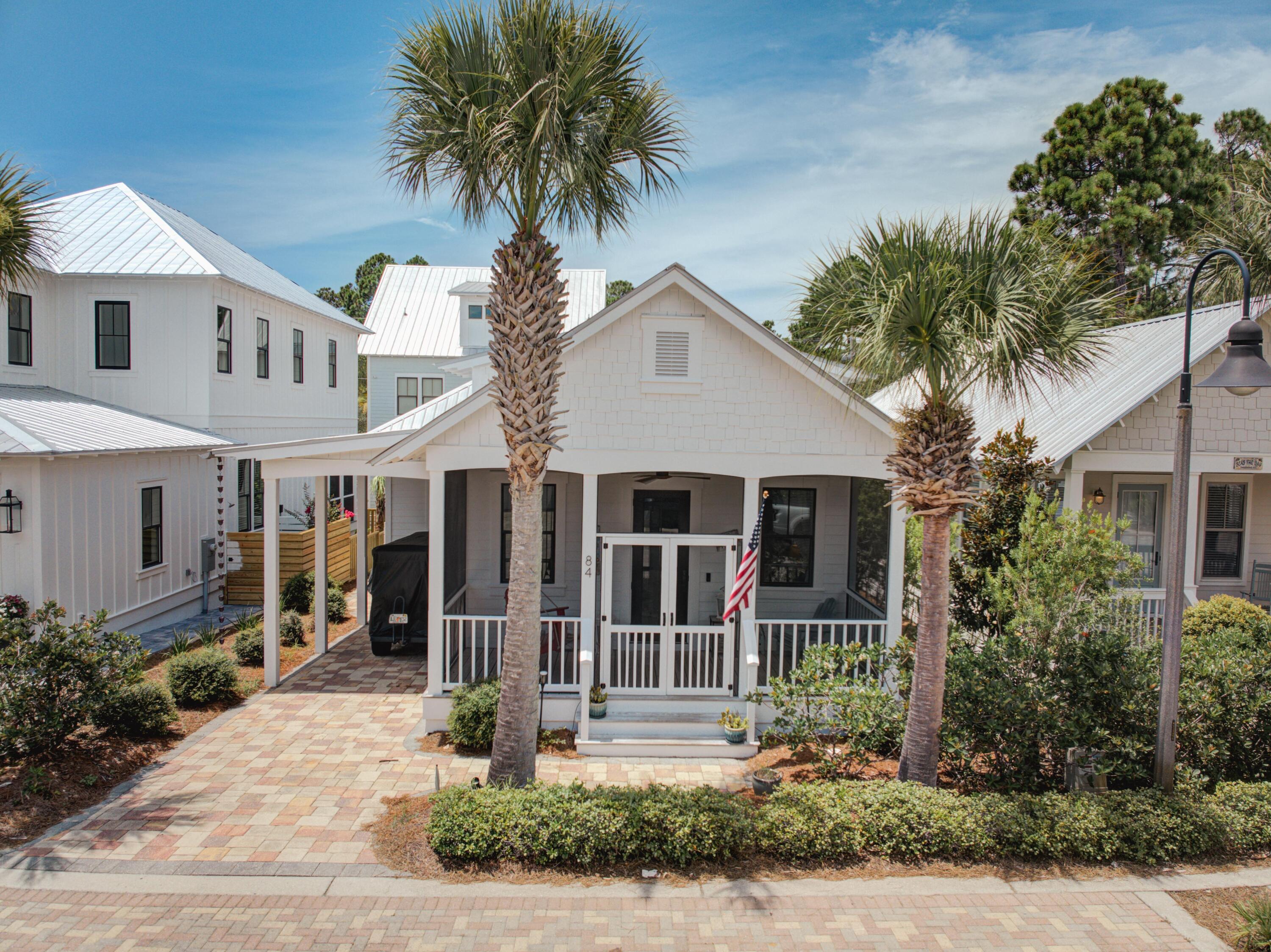 COTTAGES AT EASTERN LAKE - Residential