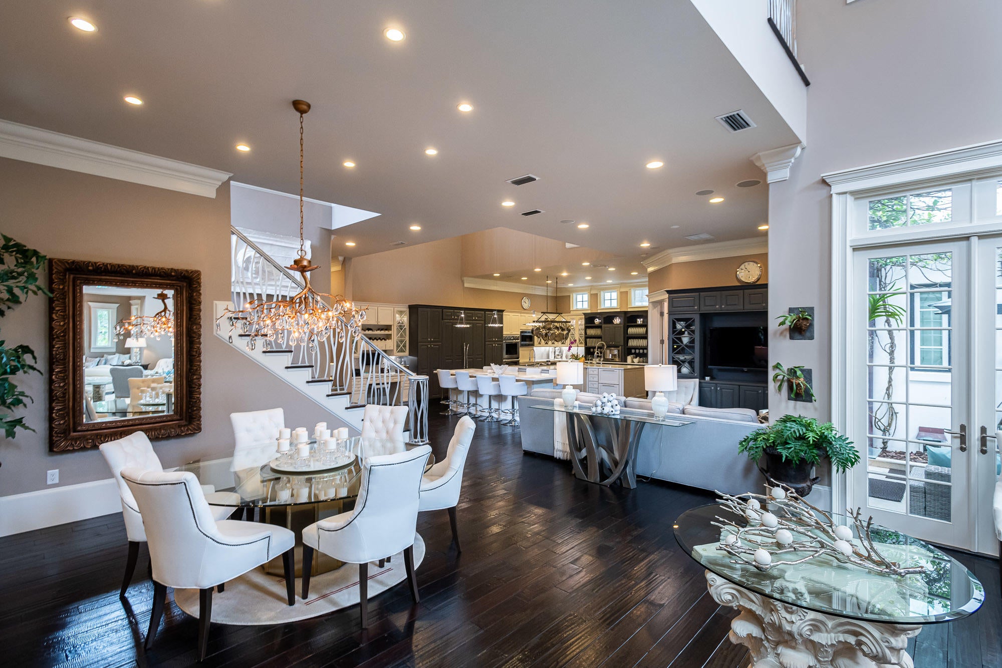 ALYS BEACH - Residential