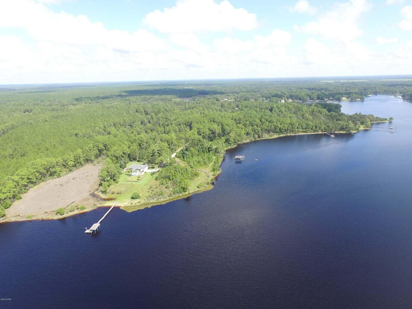 NO RECORDED SUBDIVISION - Land