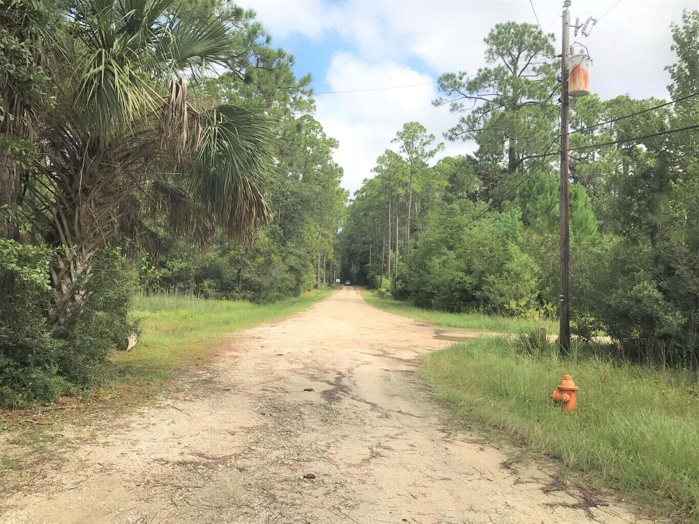 NO RECORDED SUBDIVISION - Land