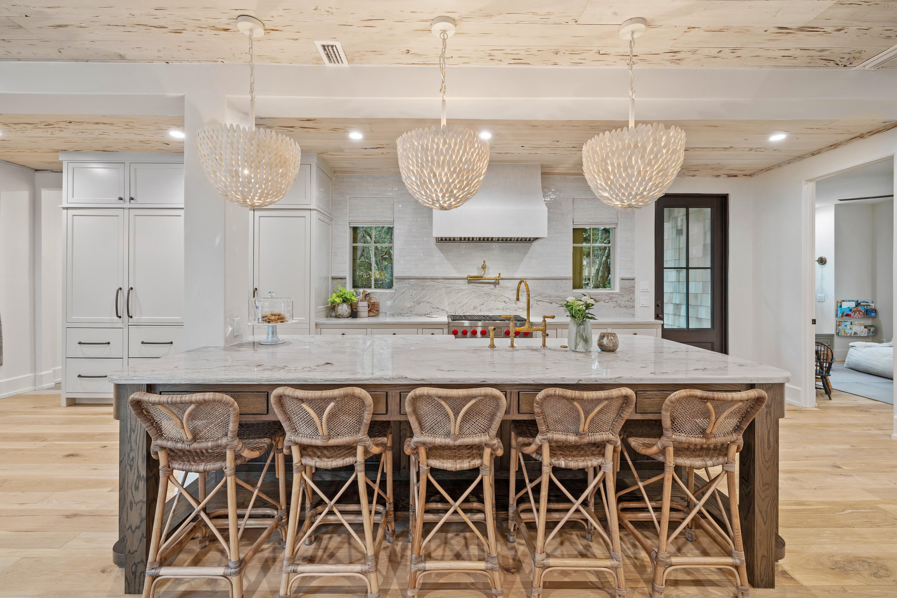 LAKE SHORE ESTATES - Residential