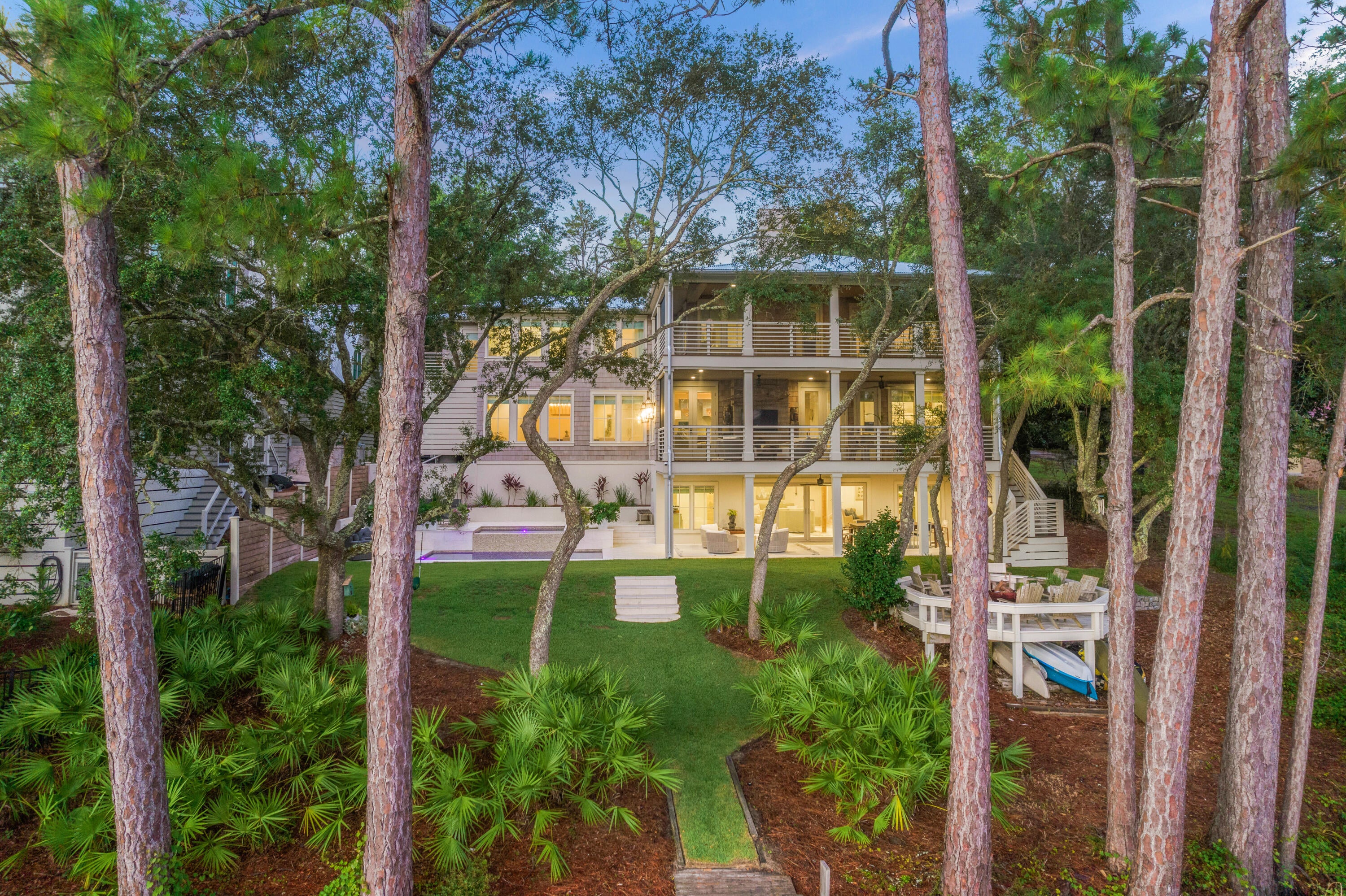 LAKE SHORE ESTATES - Residential