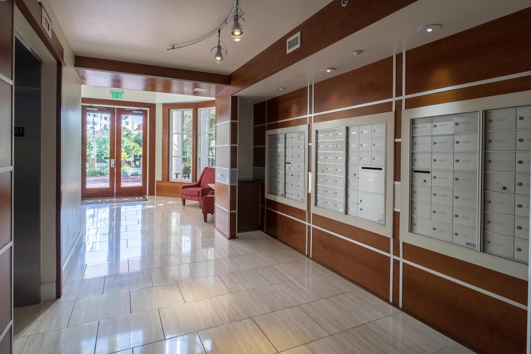 BAHIA CONDO - Residential
