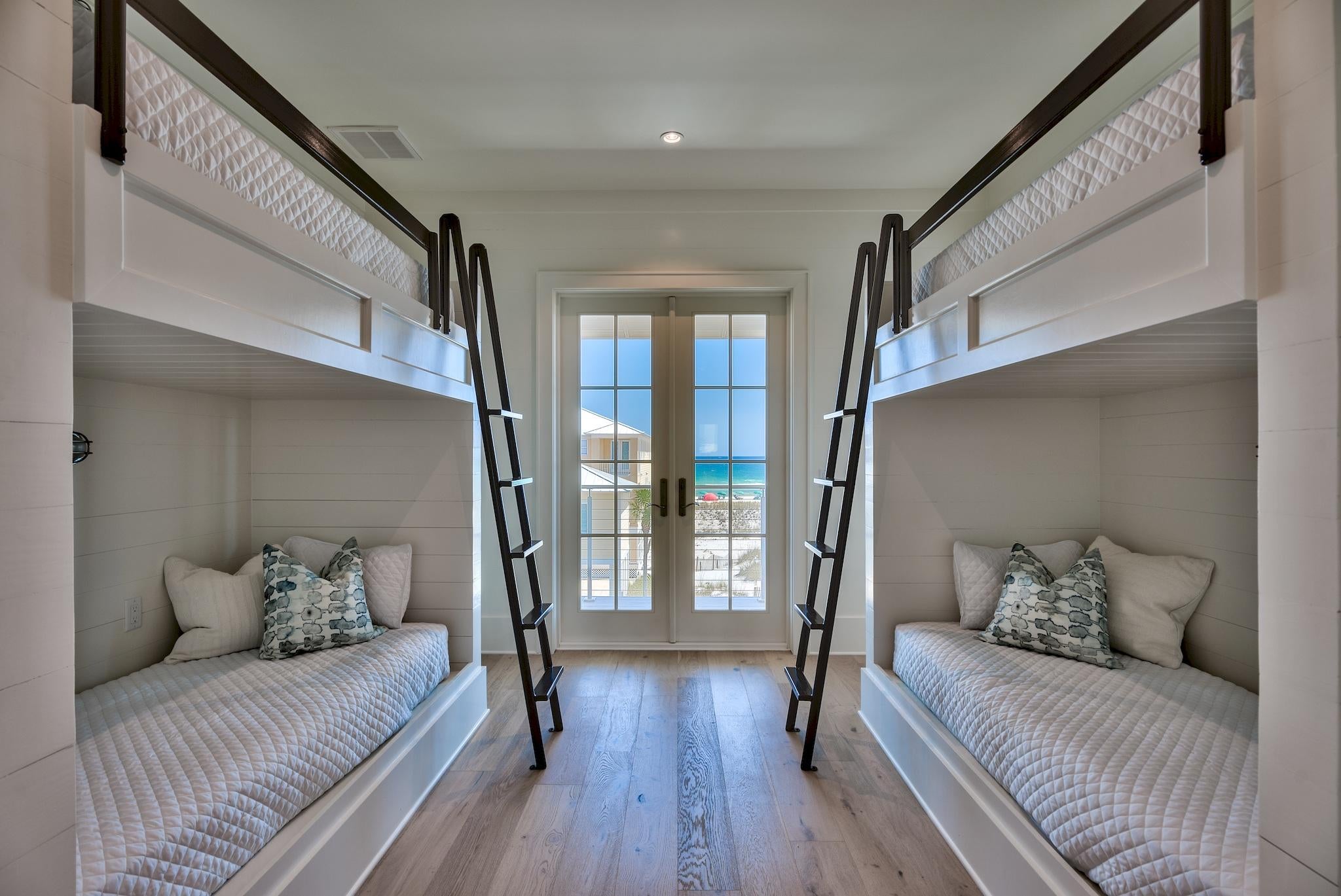 DESTIN POINTE - Residential