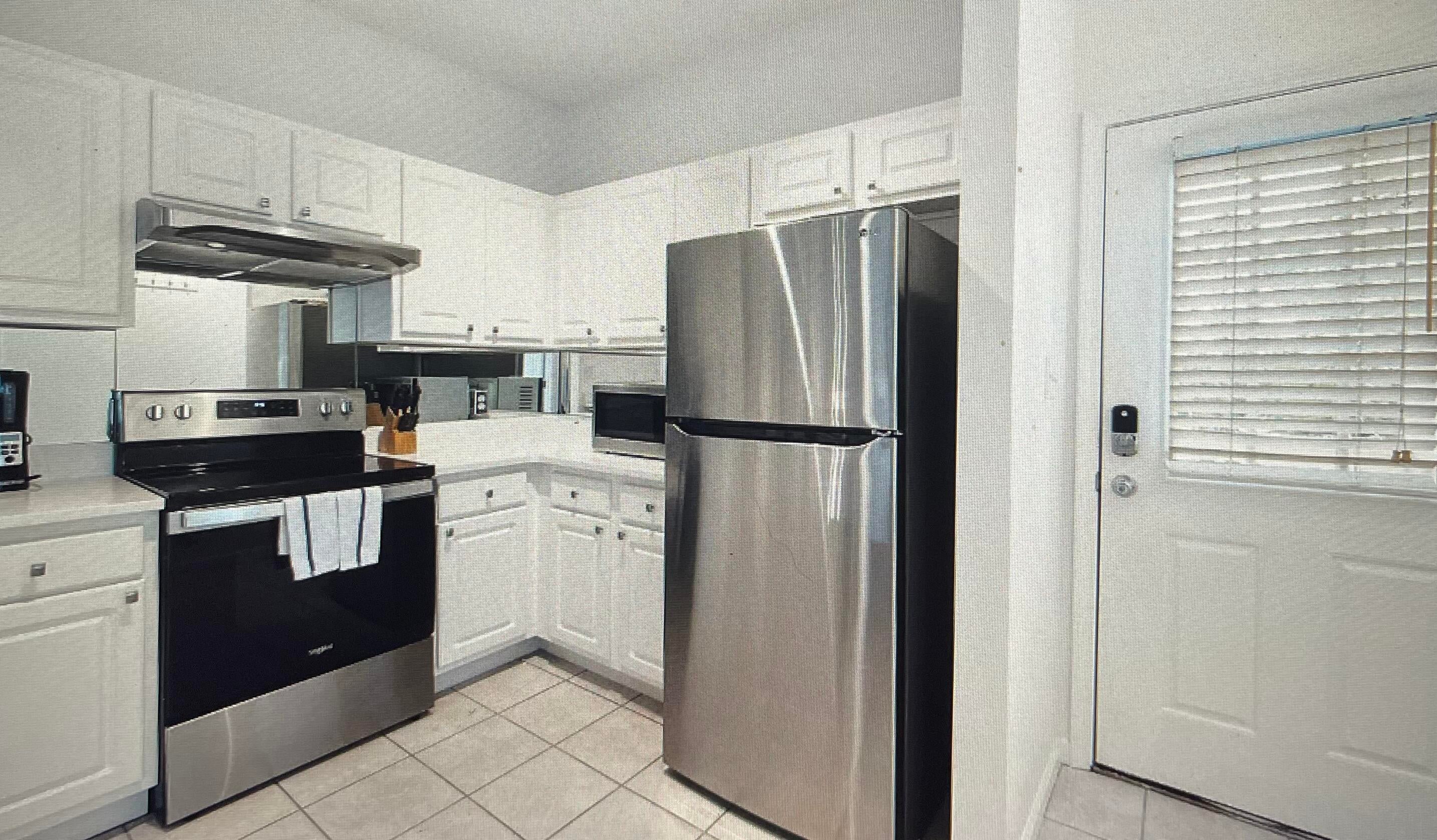 HERONS WATCH CONDO PH 2 - Residential