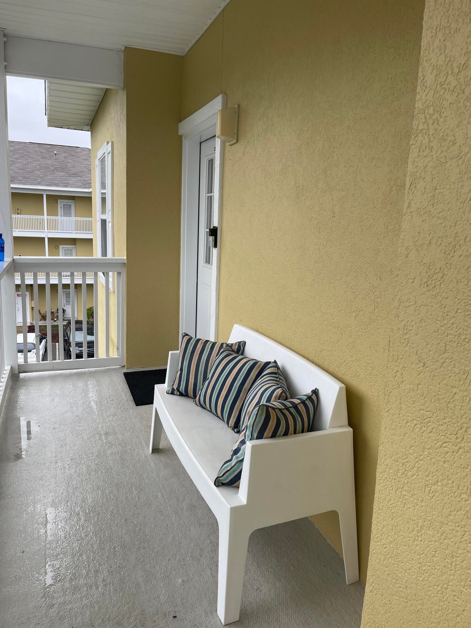 HERONS WATCH CONDO PH 2 - Residential