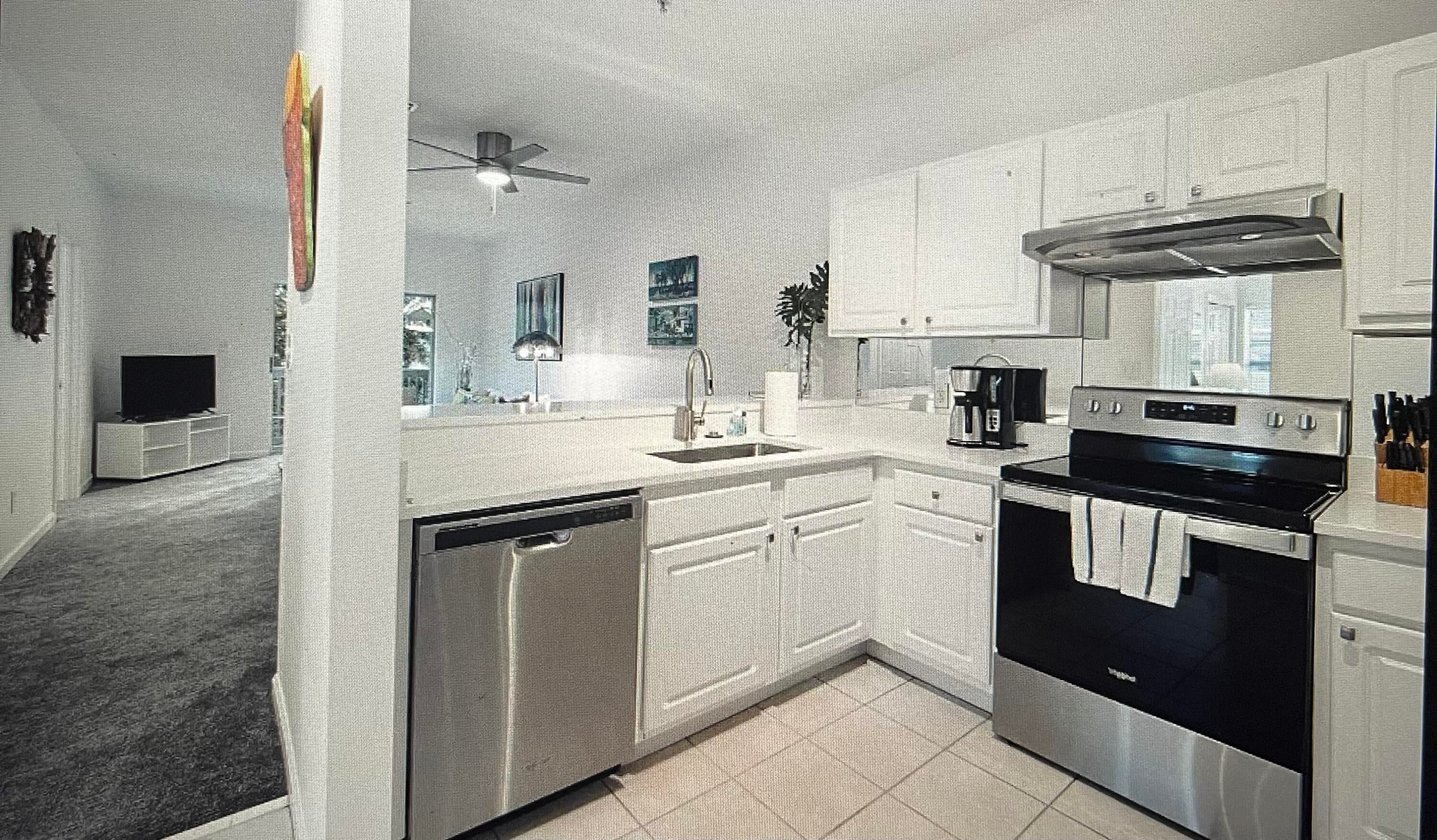 HERONS WATCH CONDO PH 2 - Residential