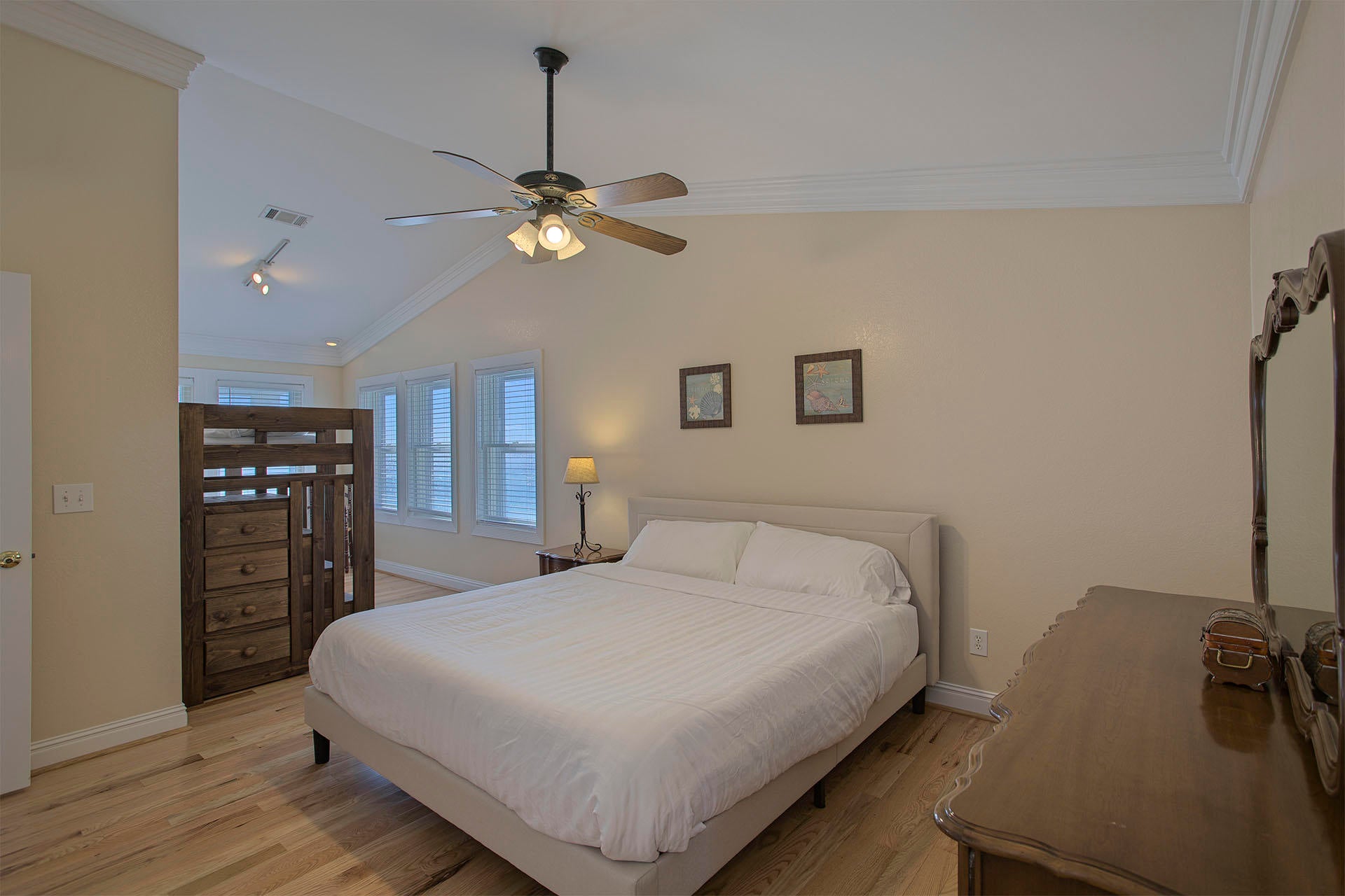 SEASHORE VILLAGE - Residential