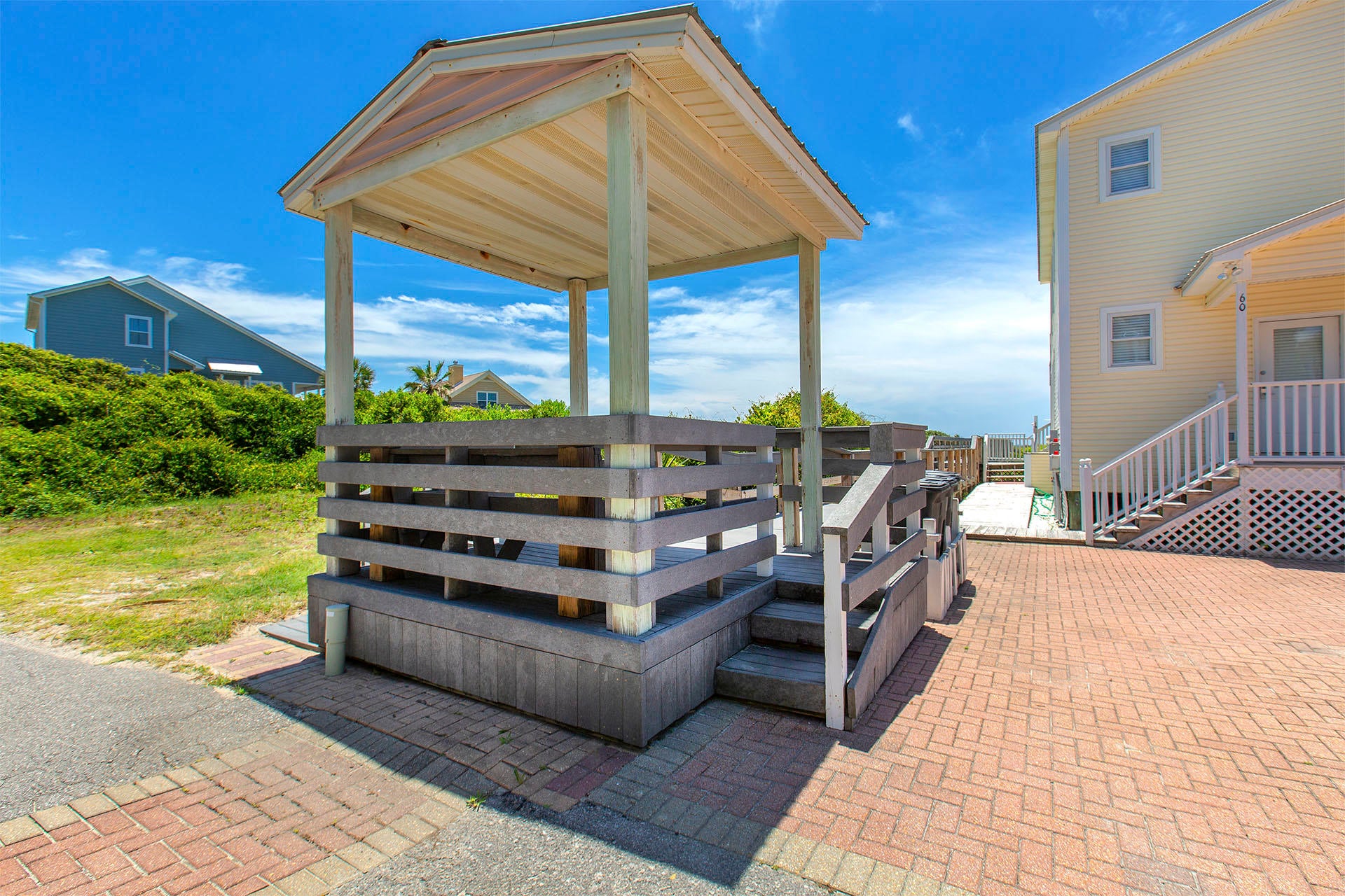 SEASHORE VILLAGE - Residential