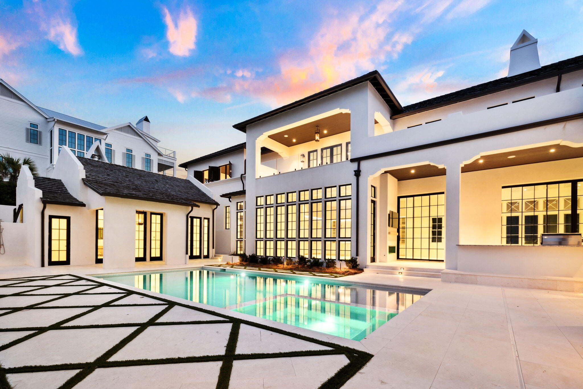 RETREAT THE - Residential