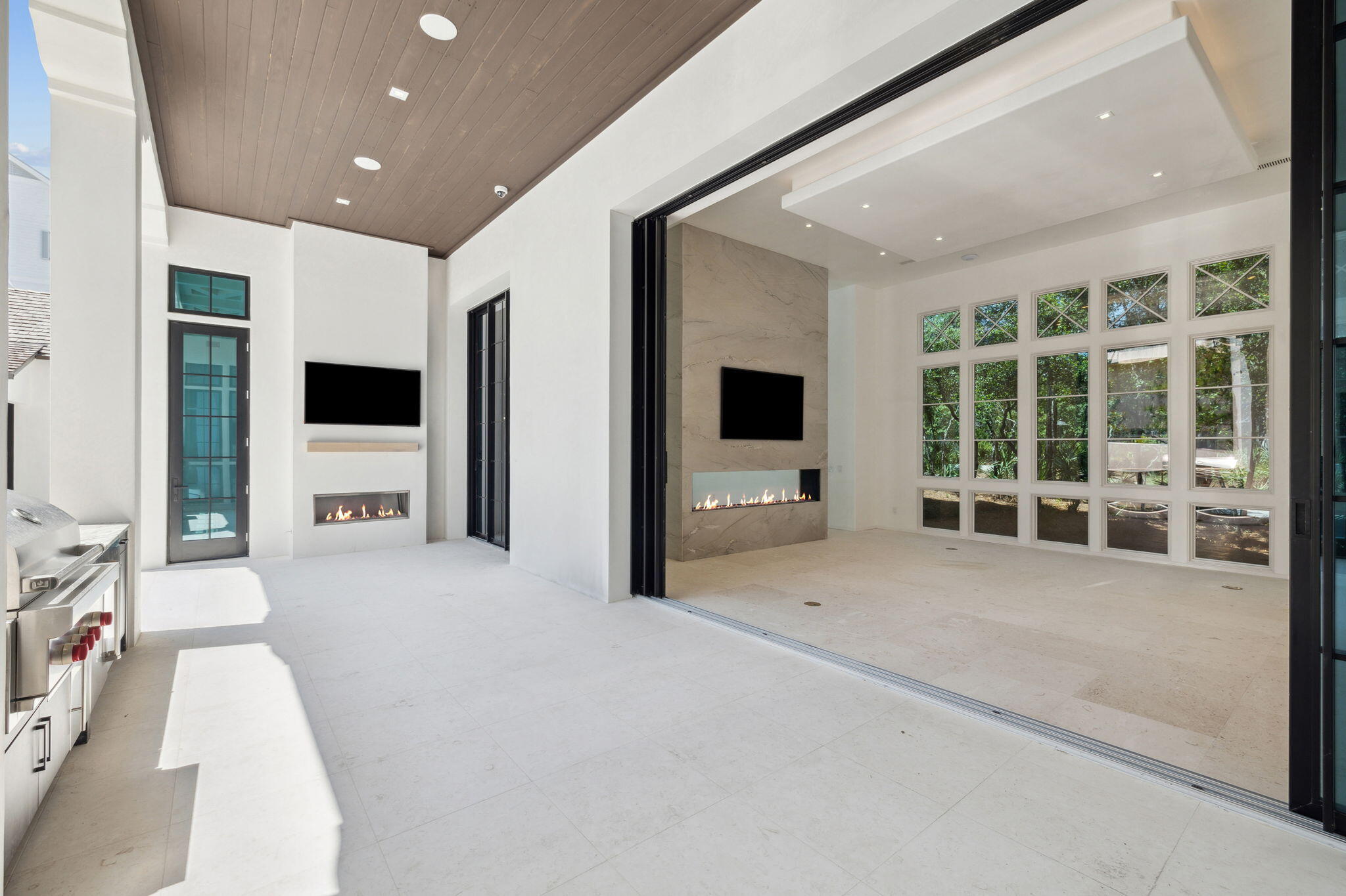 RETREAT THE - Residential