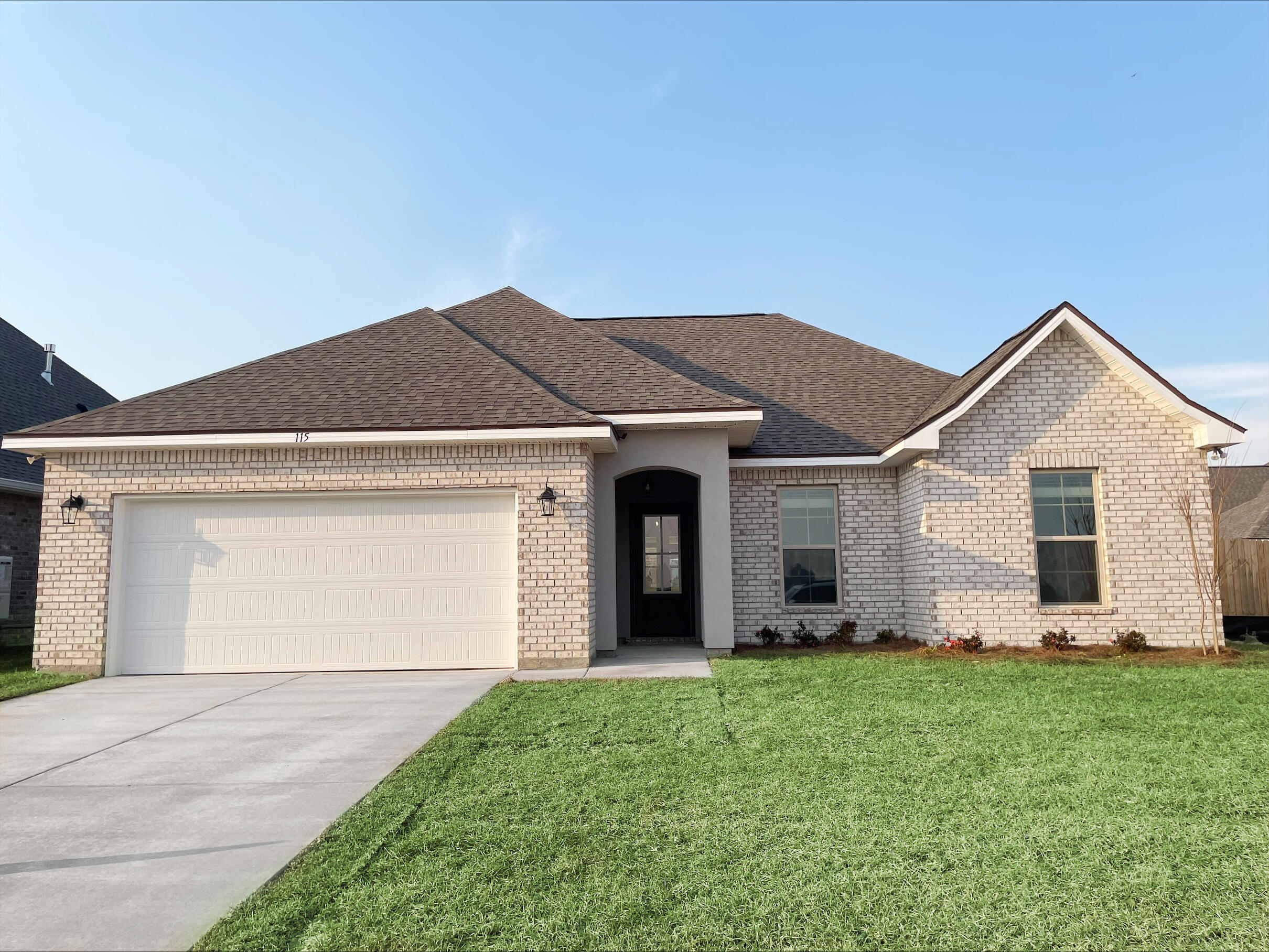 THE BLUFFS AT LAFAYETTE - Residential