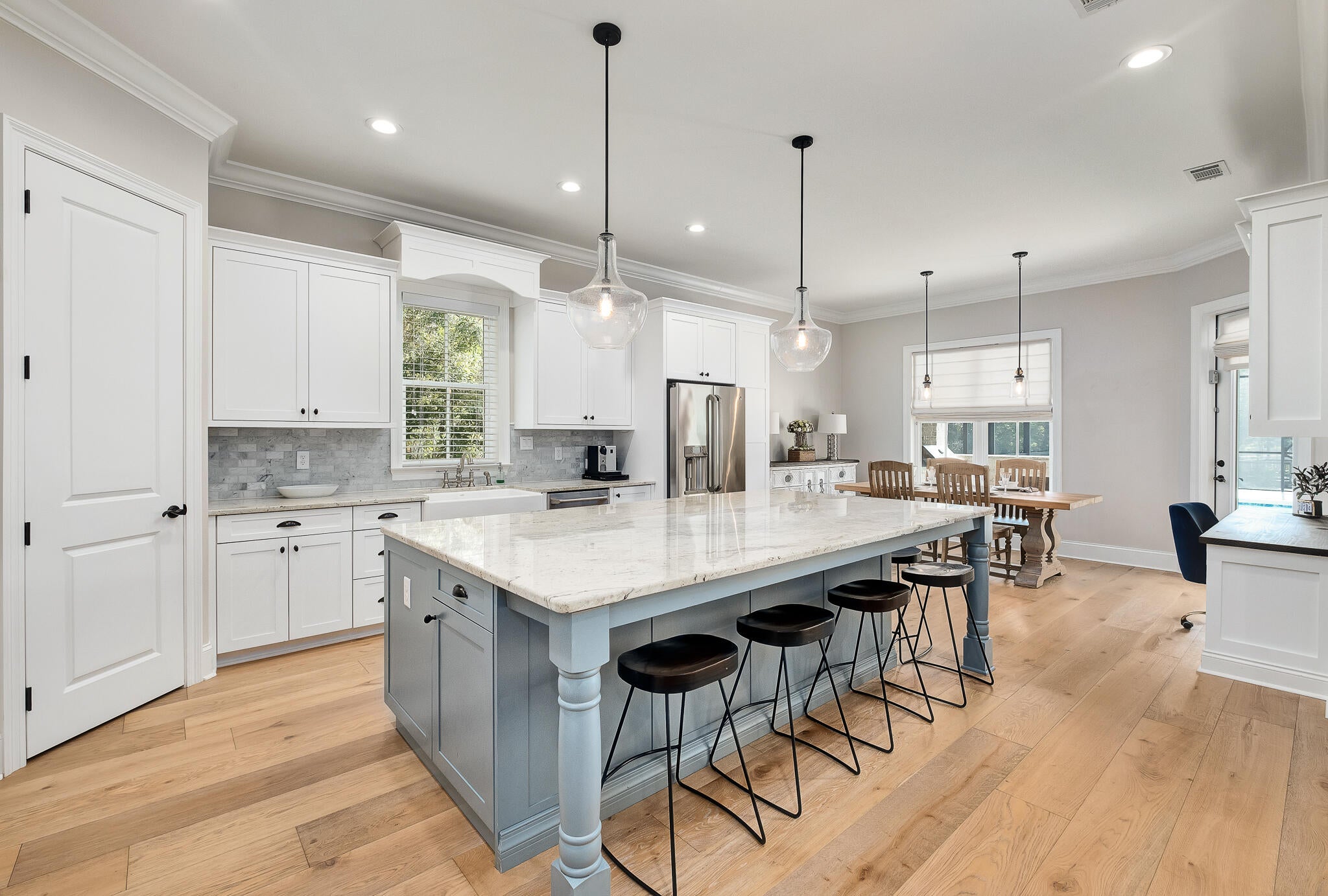 RIVER BEND - Residential