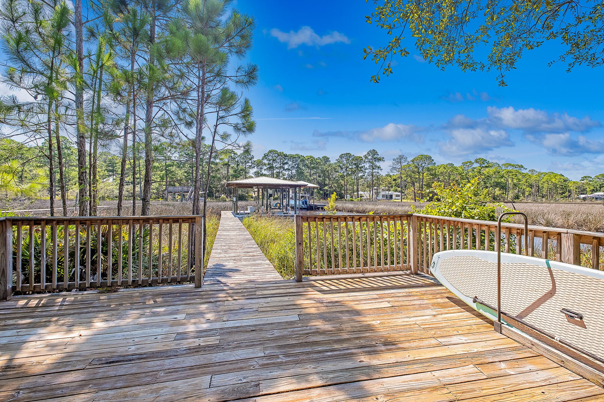 RIVER BEND - Residential