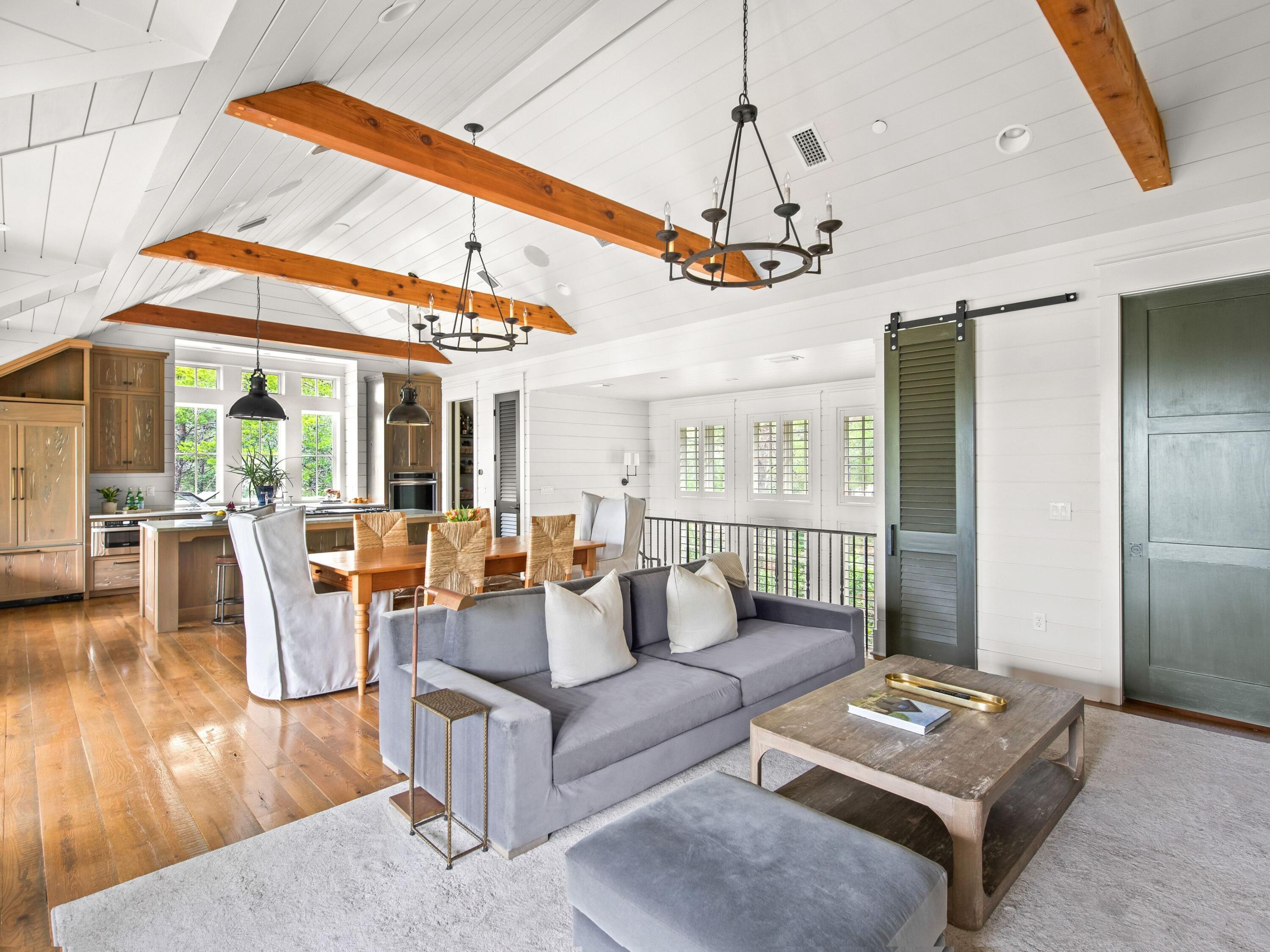 DRAPER LAKE COASTAL VILLAGE - Residential